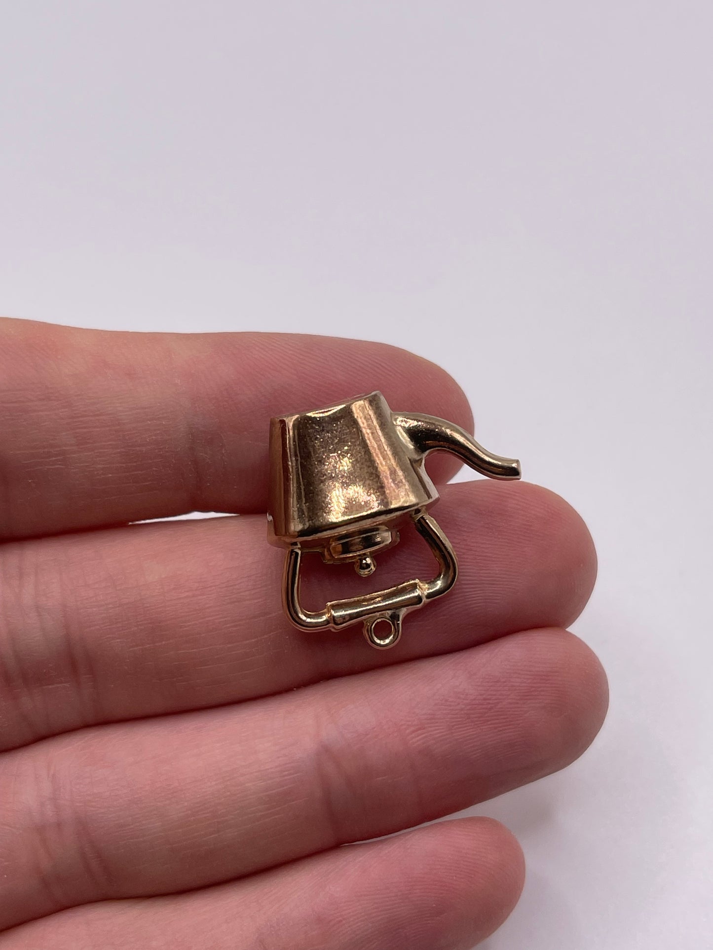 9ct gold kettle charm