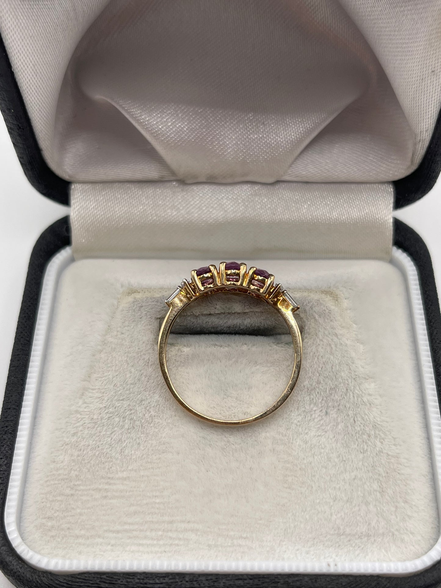 9ct gold spinel and zircon ring