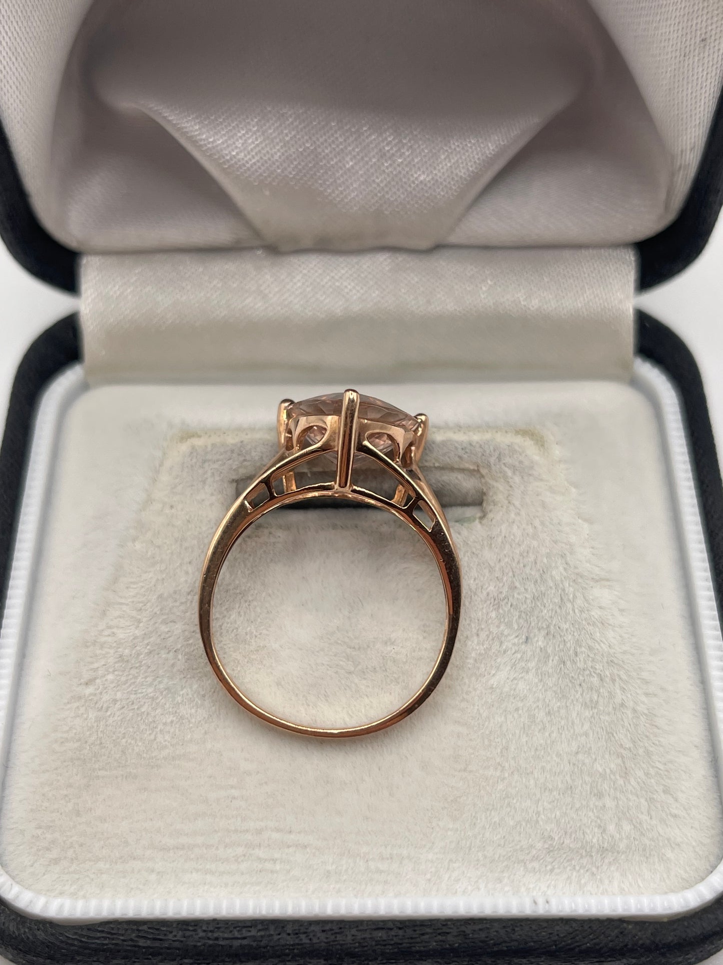 9ct rose gold morganite ring