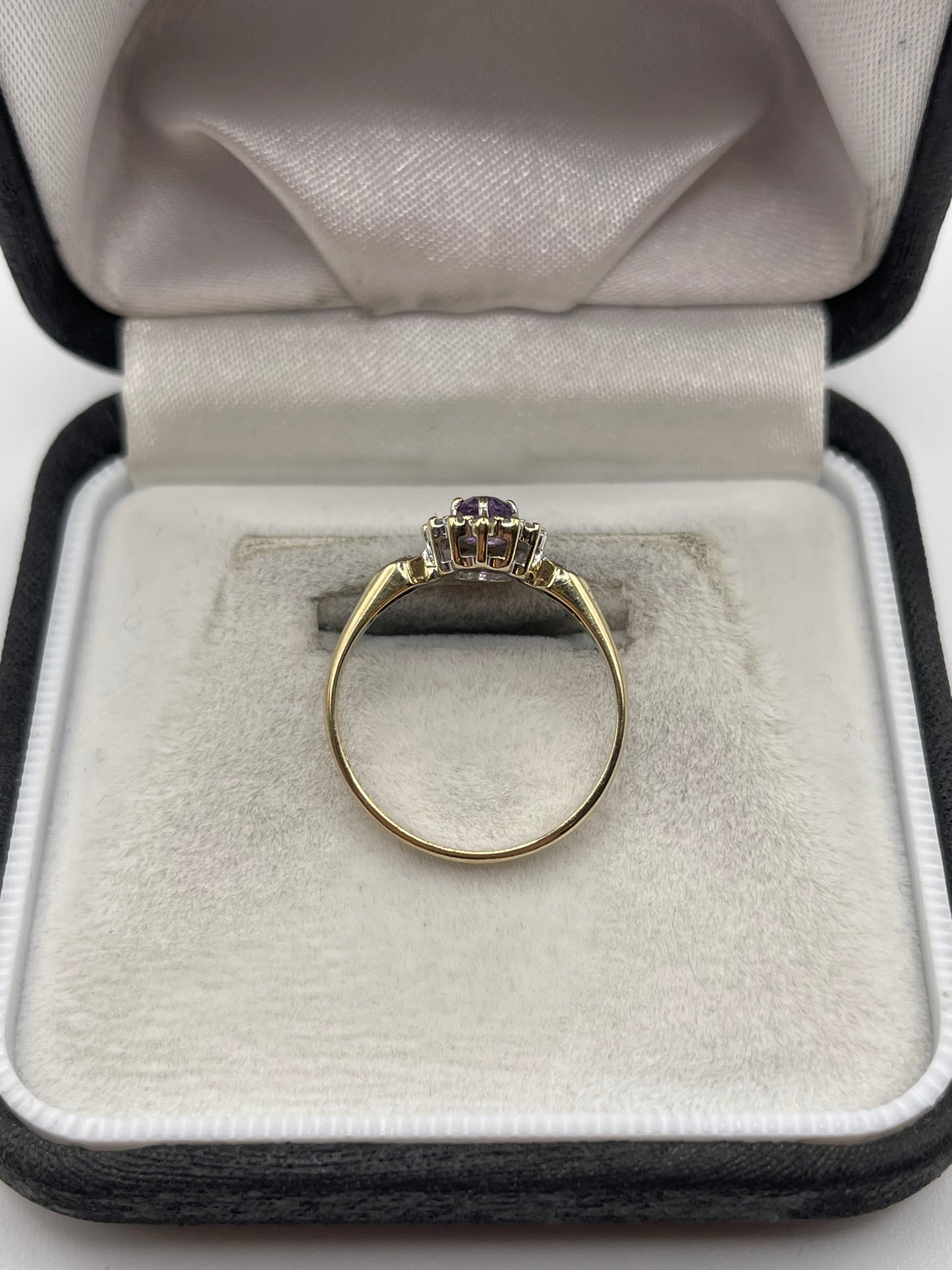 9ct gold amethyst and diamond ring