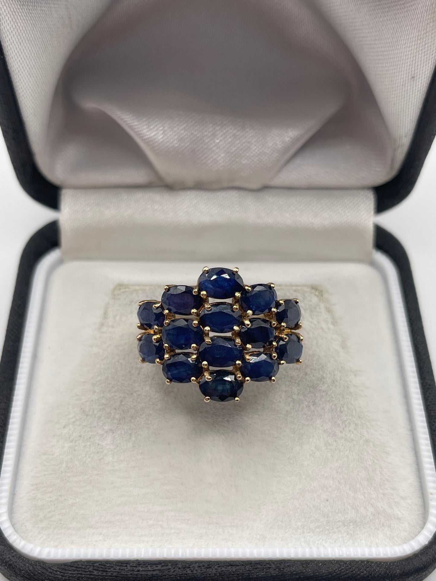 9ct gold sapphire cluster ring