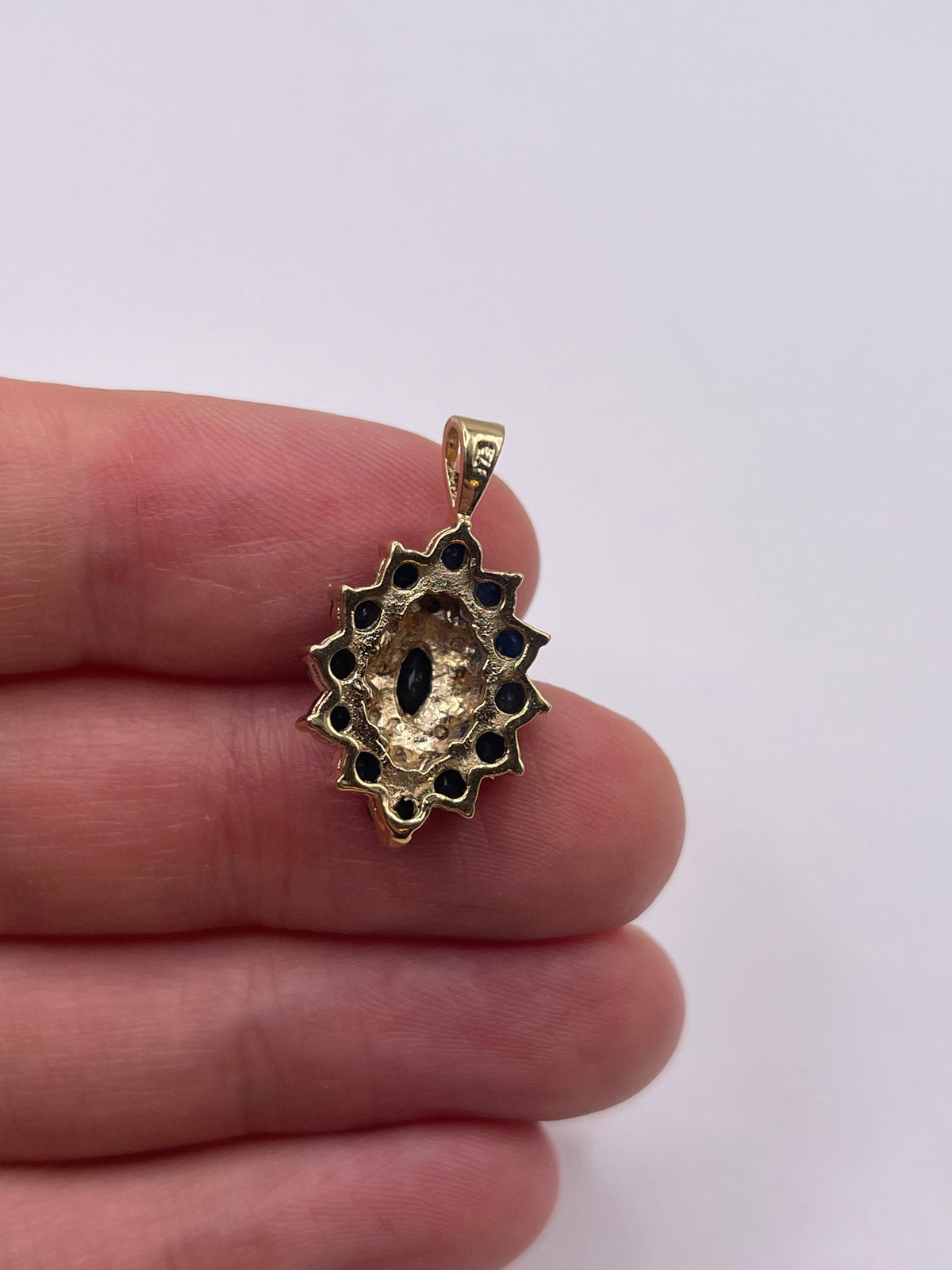 9ct gold sapphire and diamond pendant