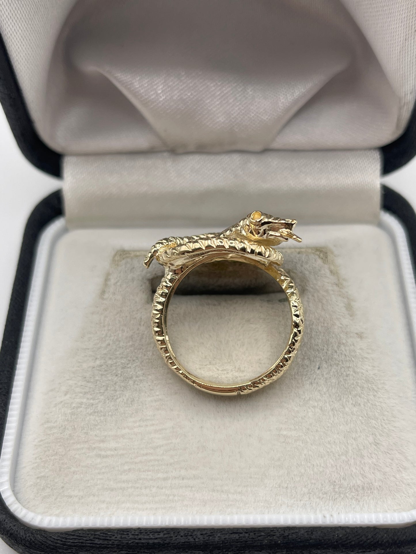 9ct gold snake ring