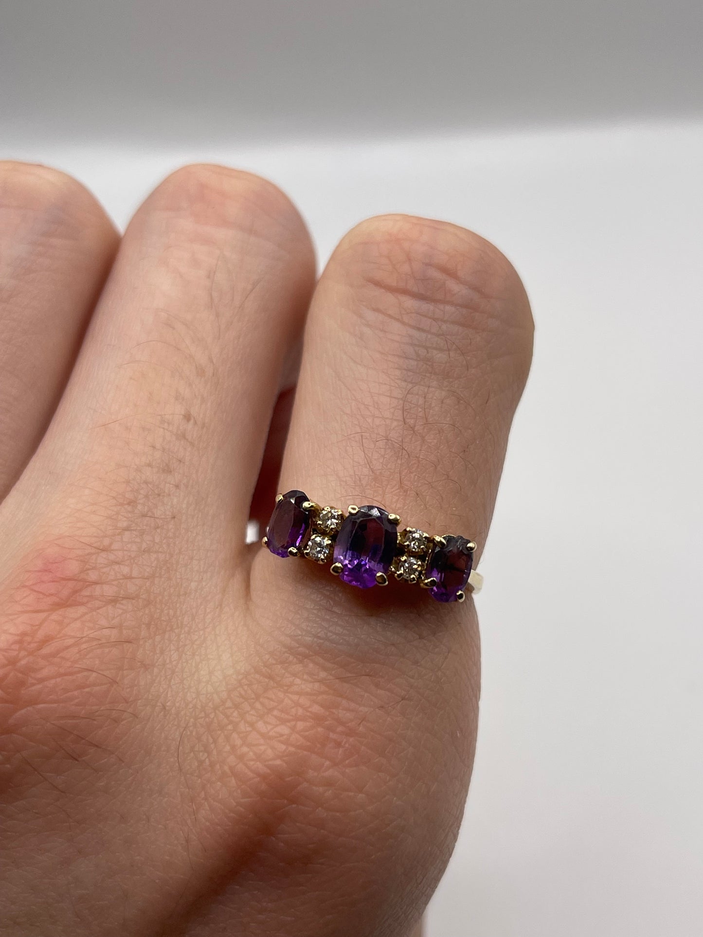 14ct gold amethyst and diamond ring