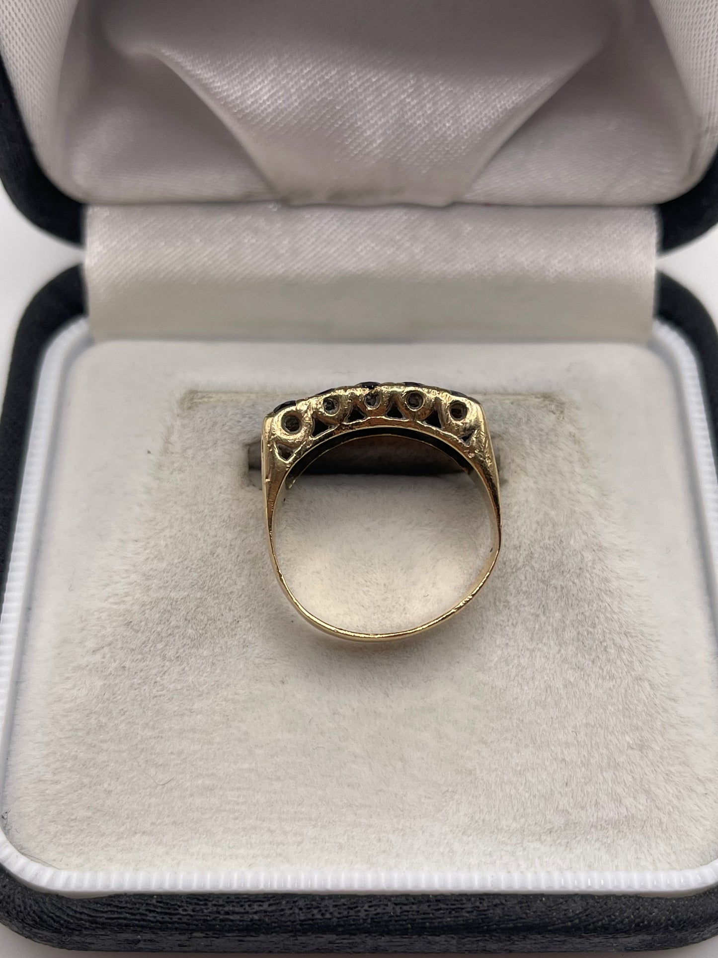 9ct gold sapphire cluster ring