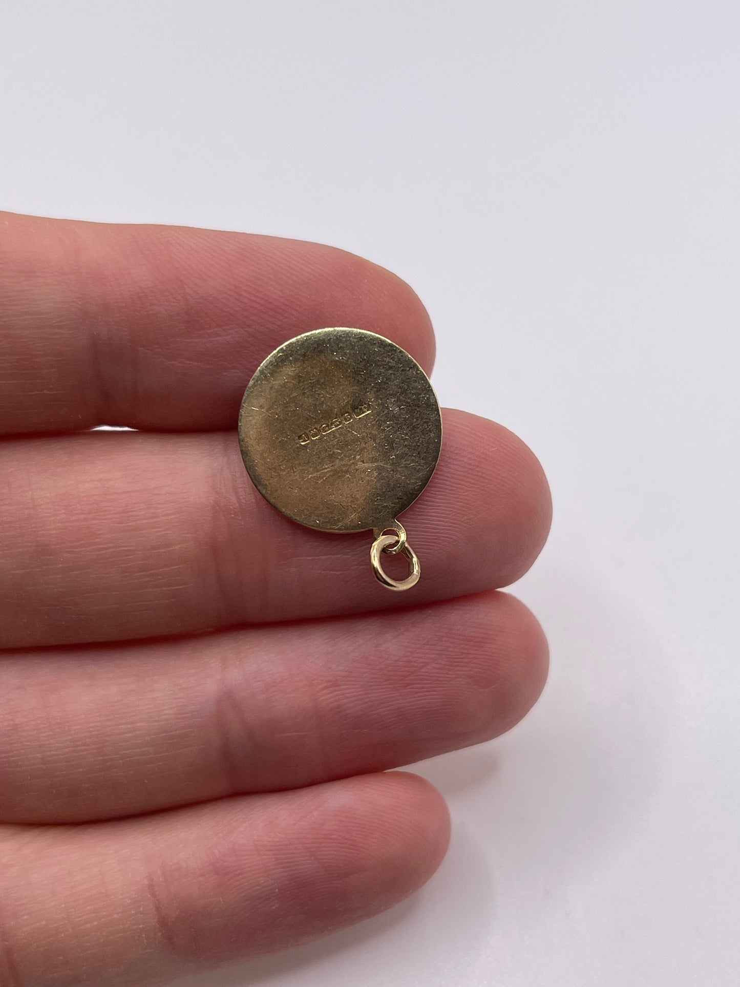 9ct gold Taurus charm