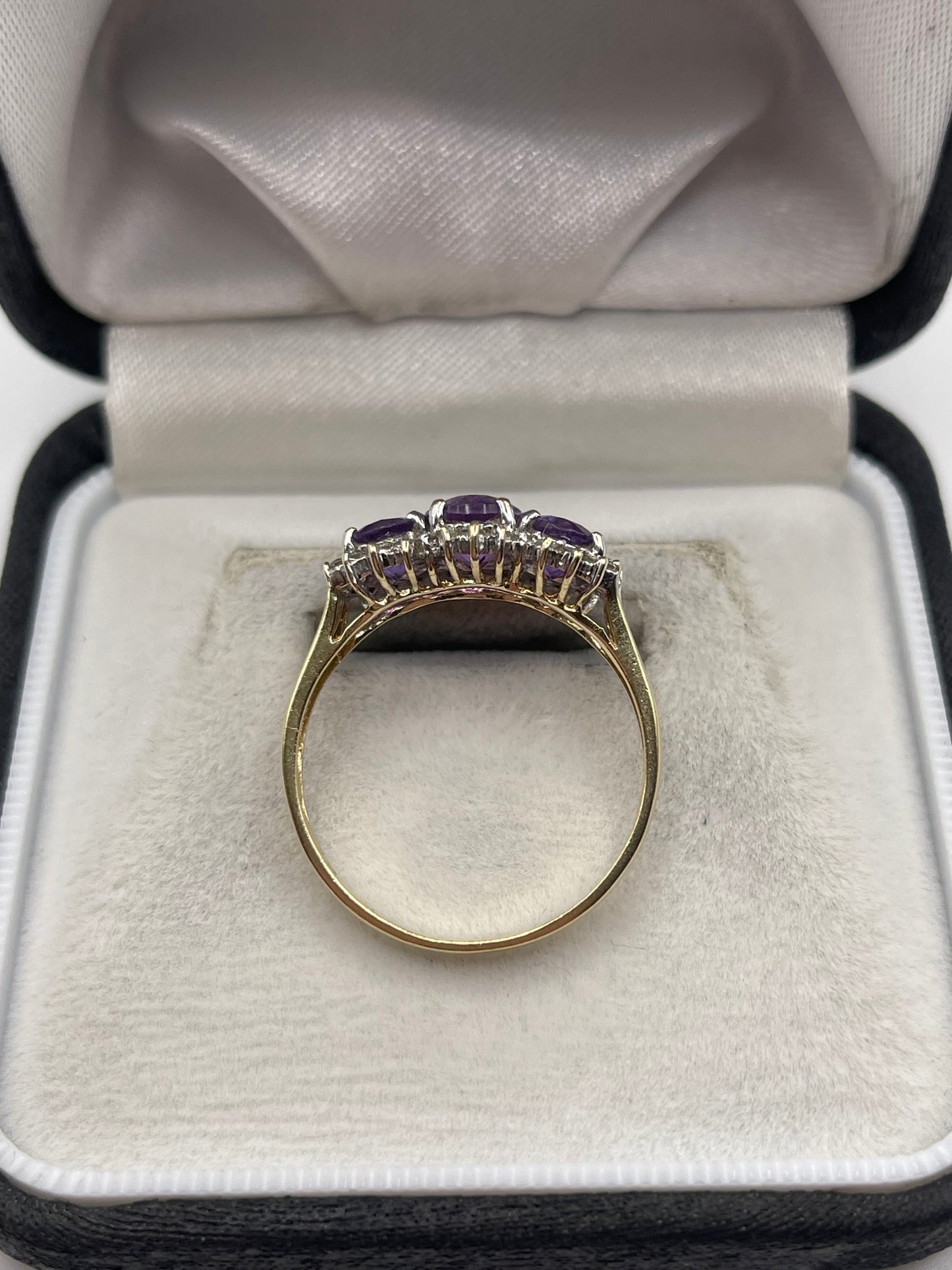 9ct gold amethyst and diamond ring