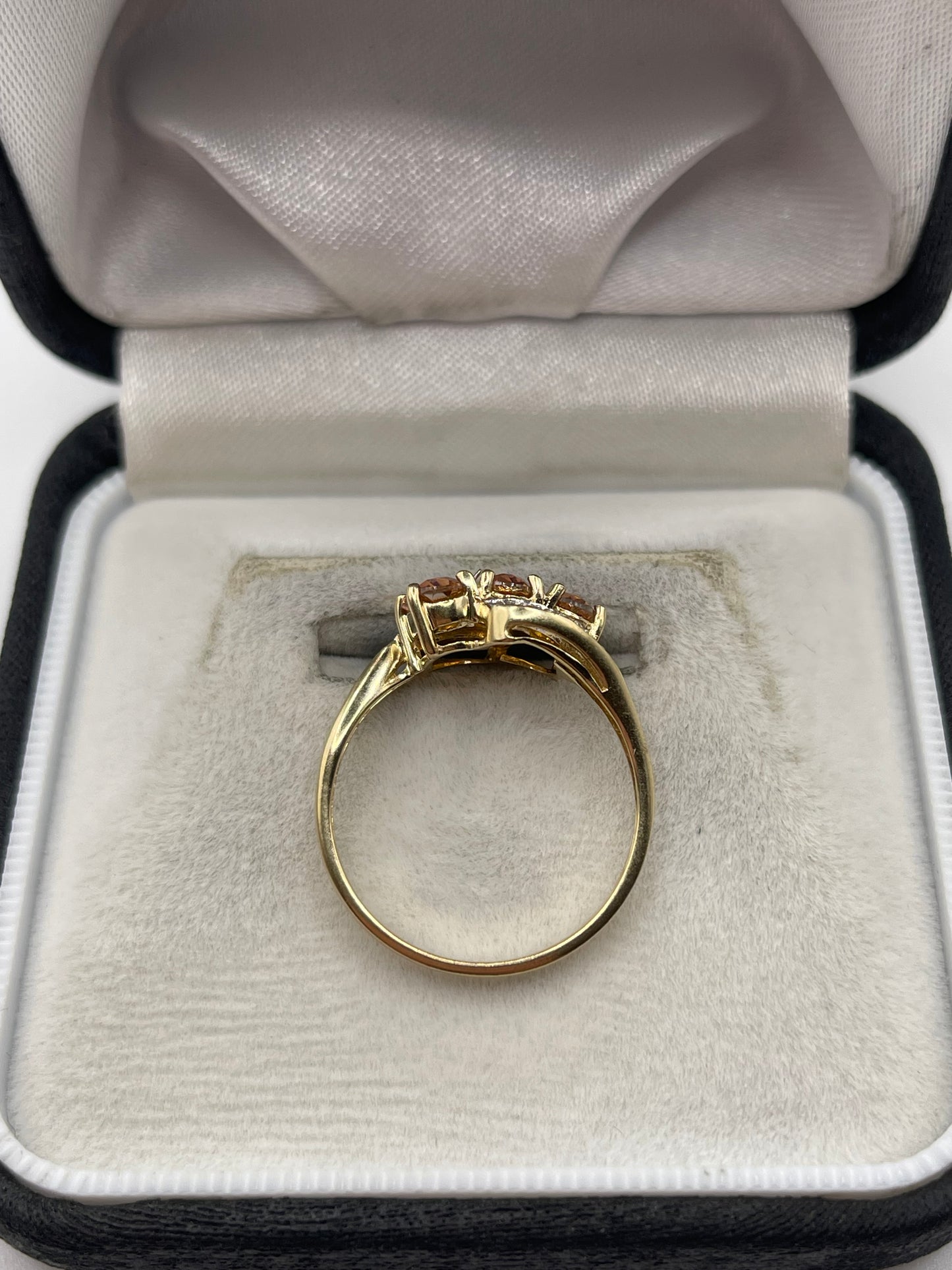 9ct gold topaz and diamond ring