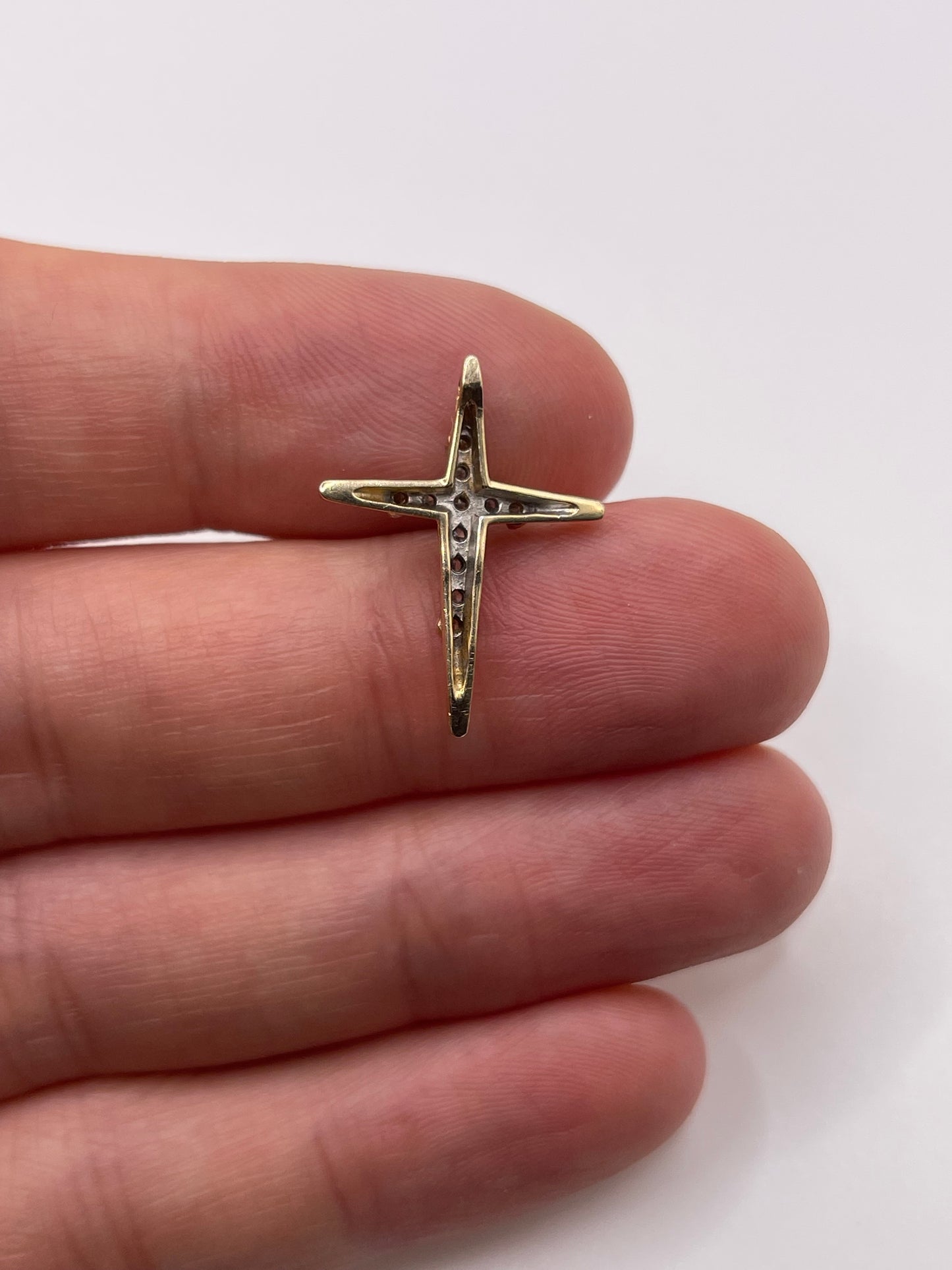 9ct gold diamond cross pendant
