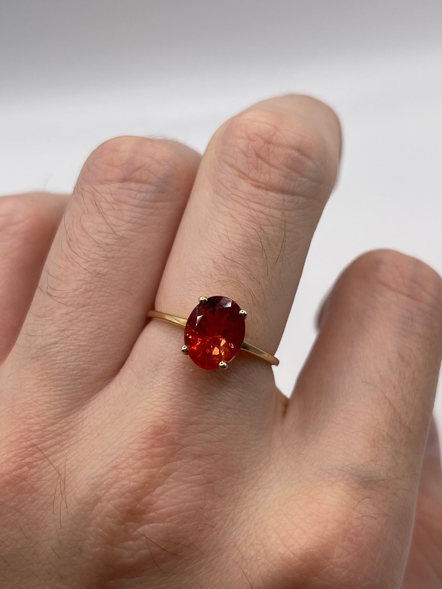 9ct gold quartz ring