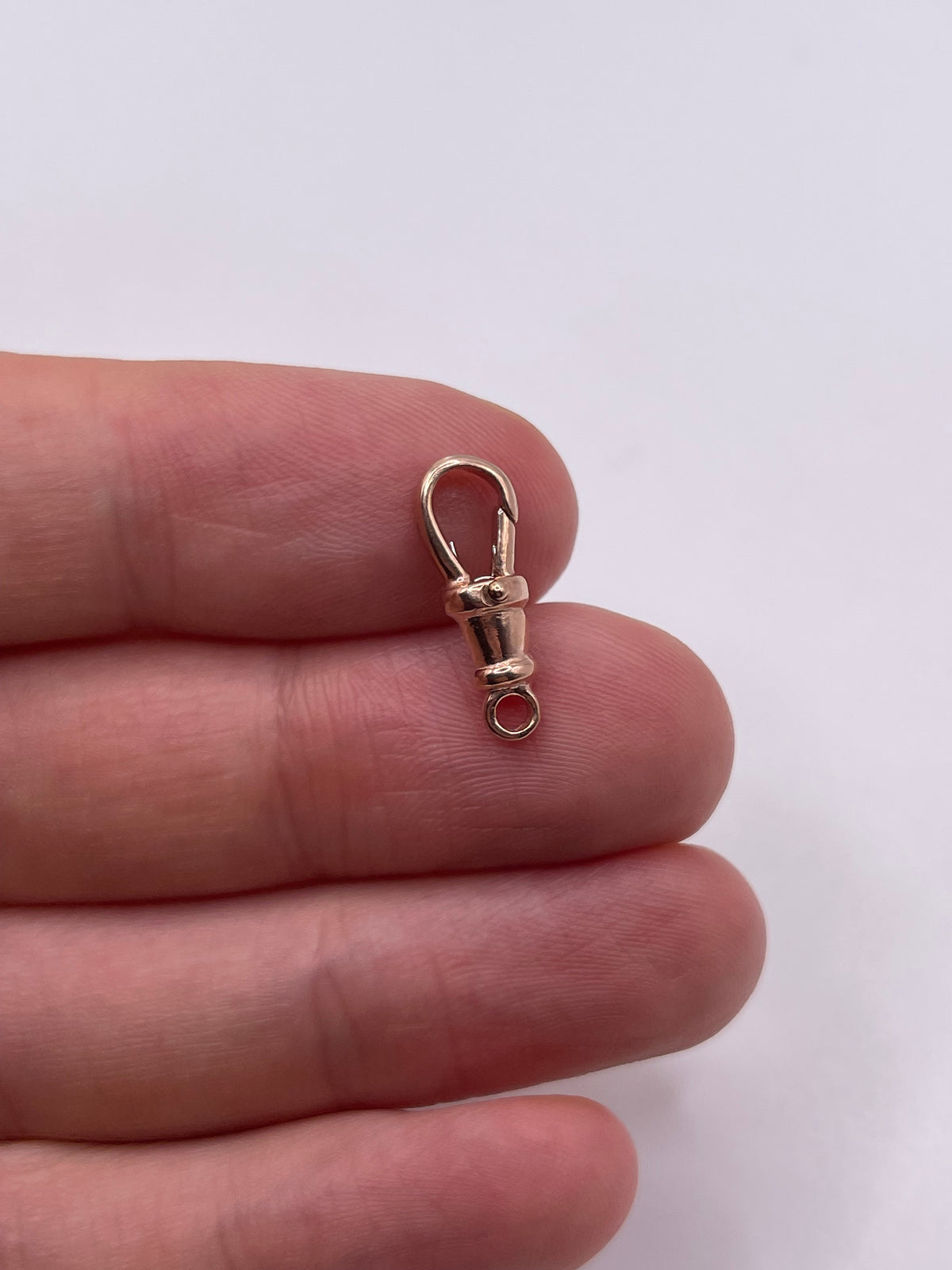 9ct rose gold dog clip 7