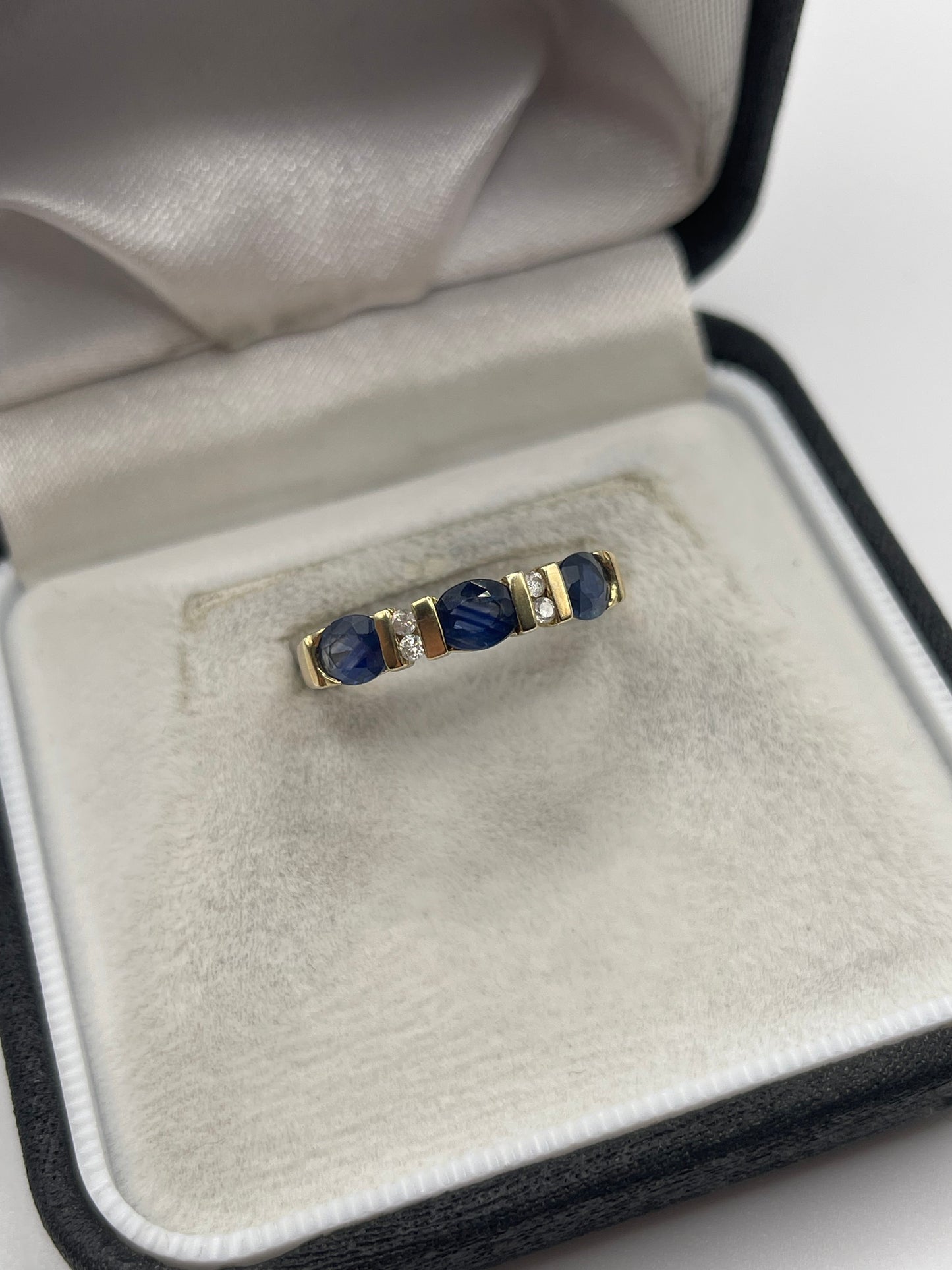 9ct gold kyanite and diamond ring