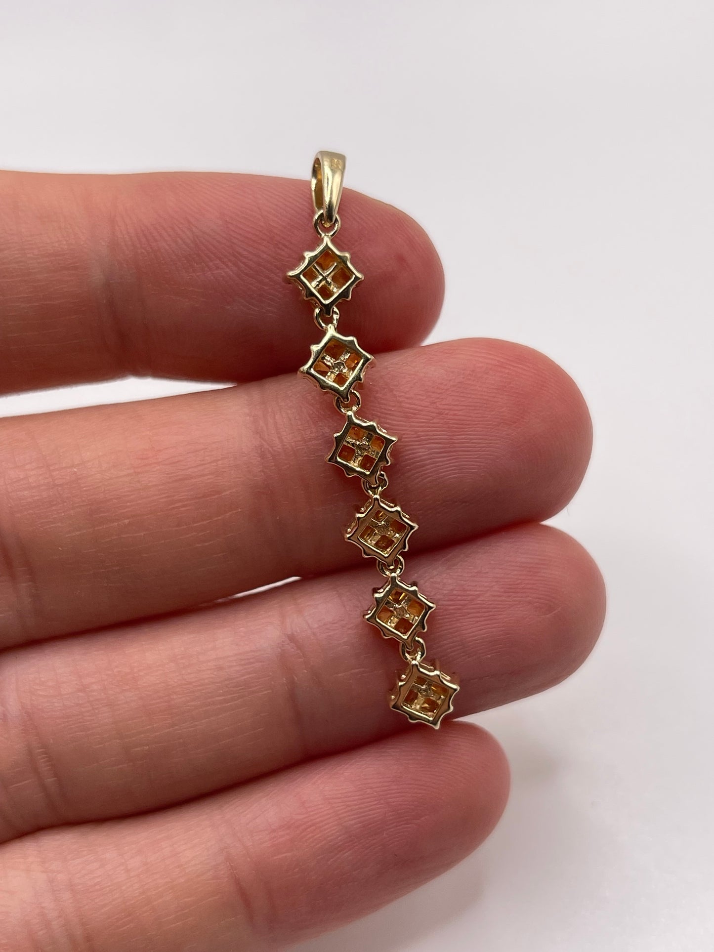 9ct gold fire opal cluster pendant