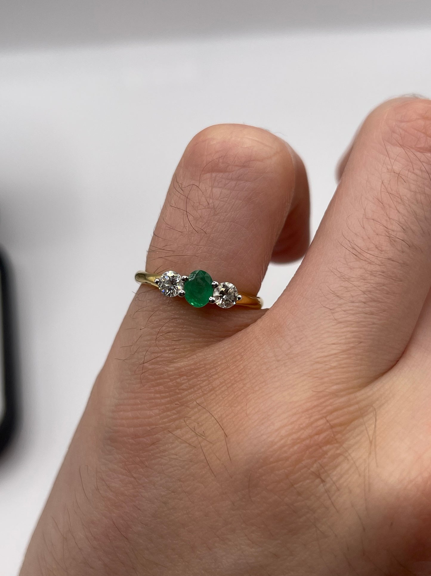 18ct gold emerald and diamond ring