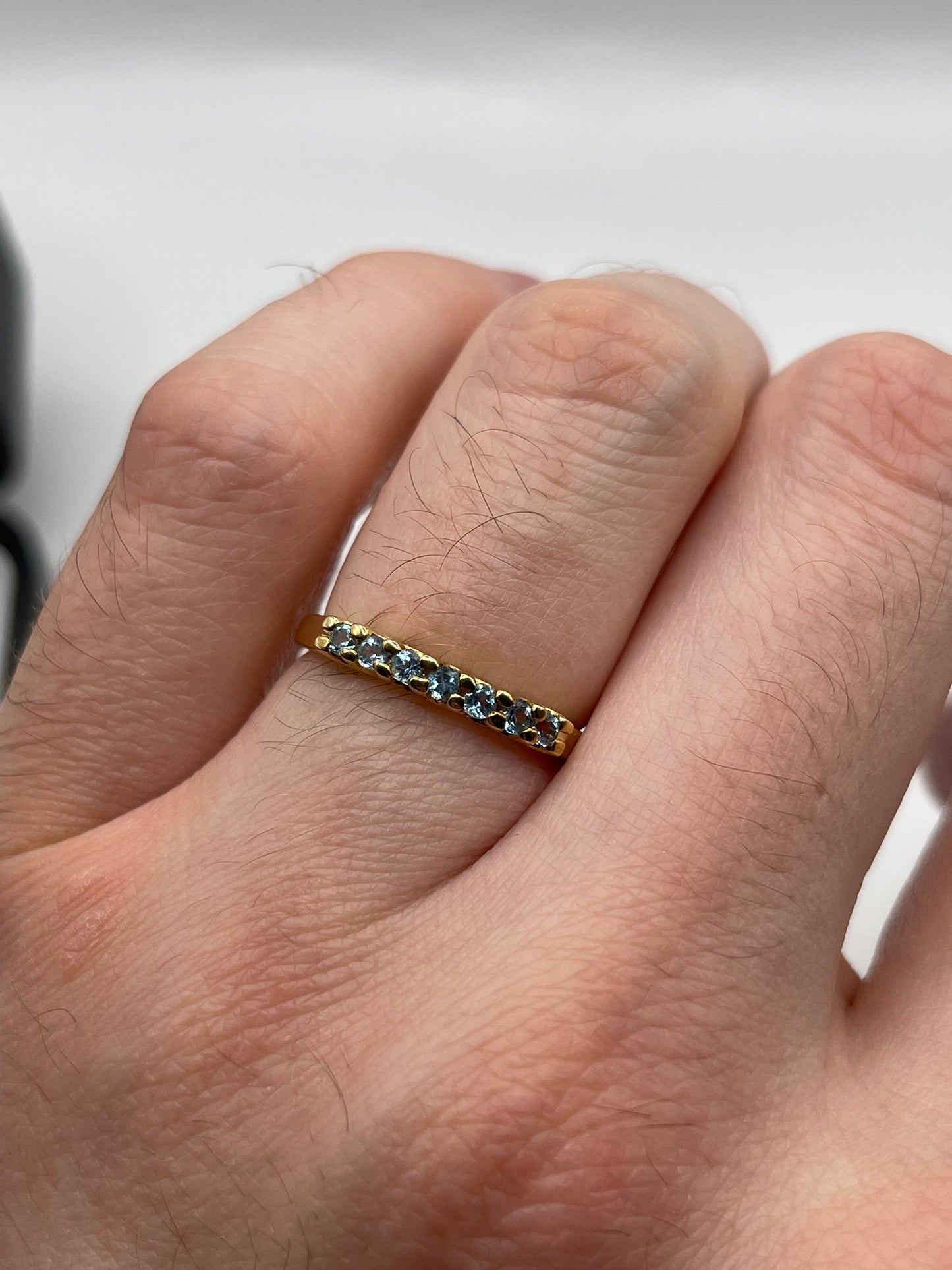 9ct gold topaz ring