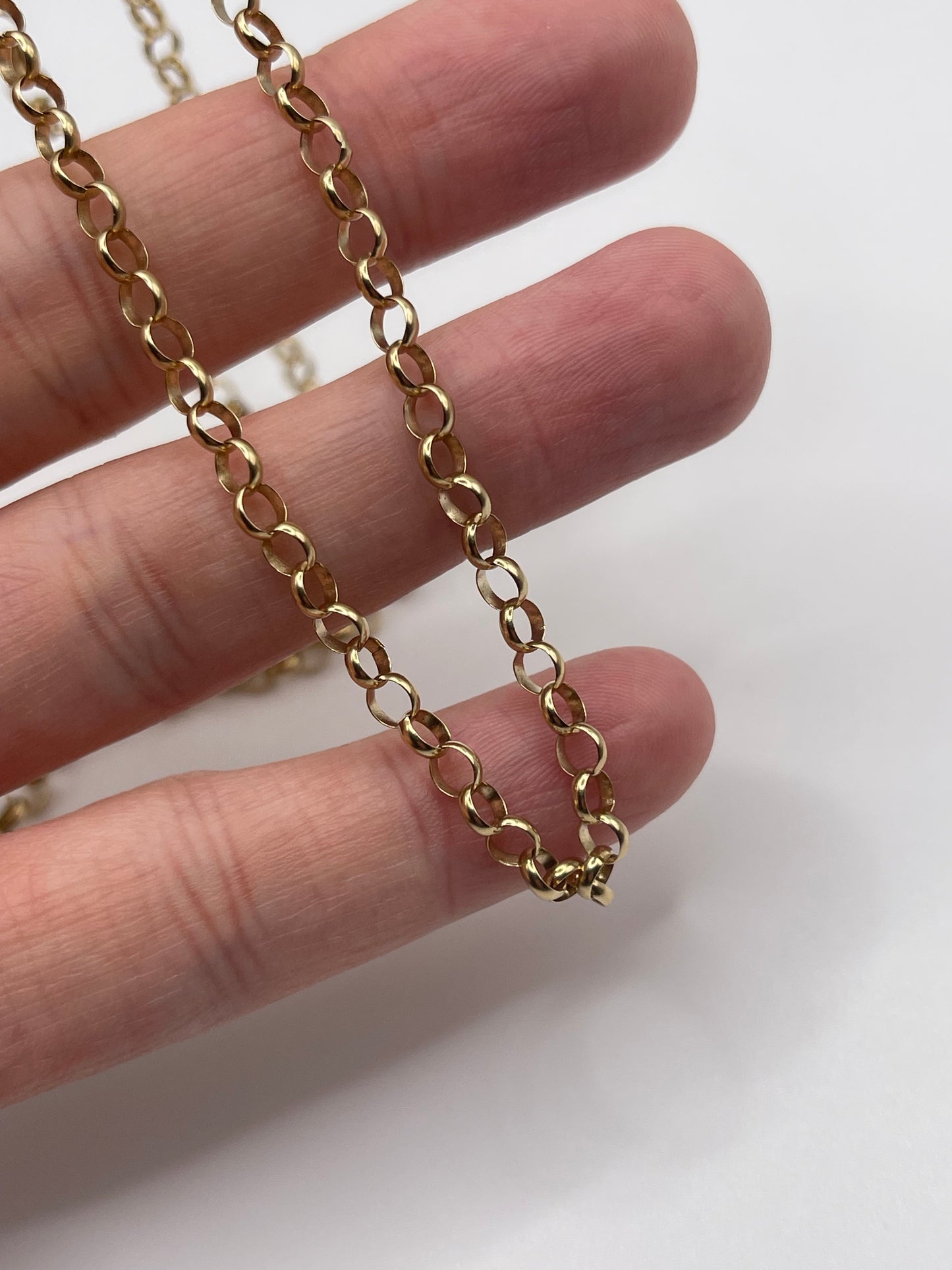 9ct gold chain 383
