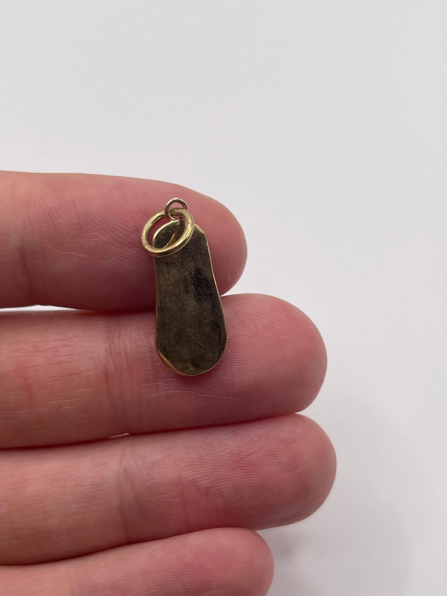 9ct gold flip flop charm