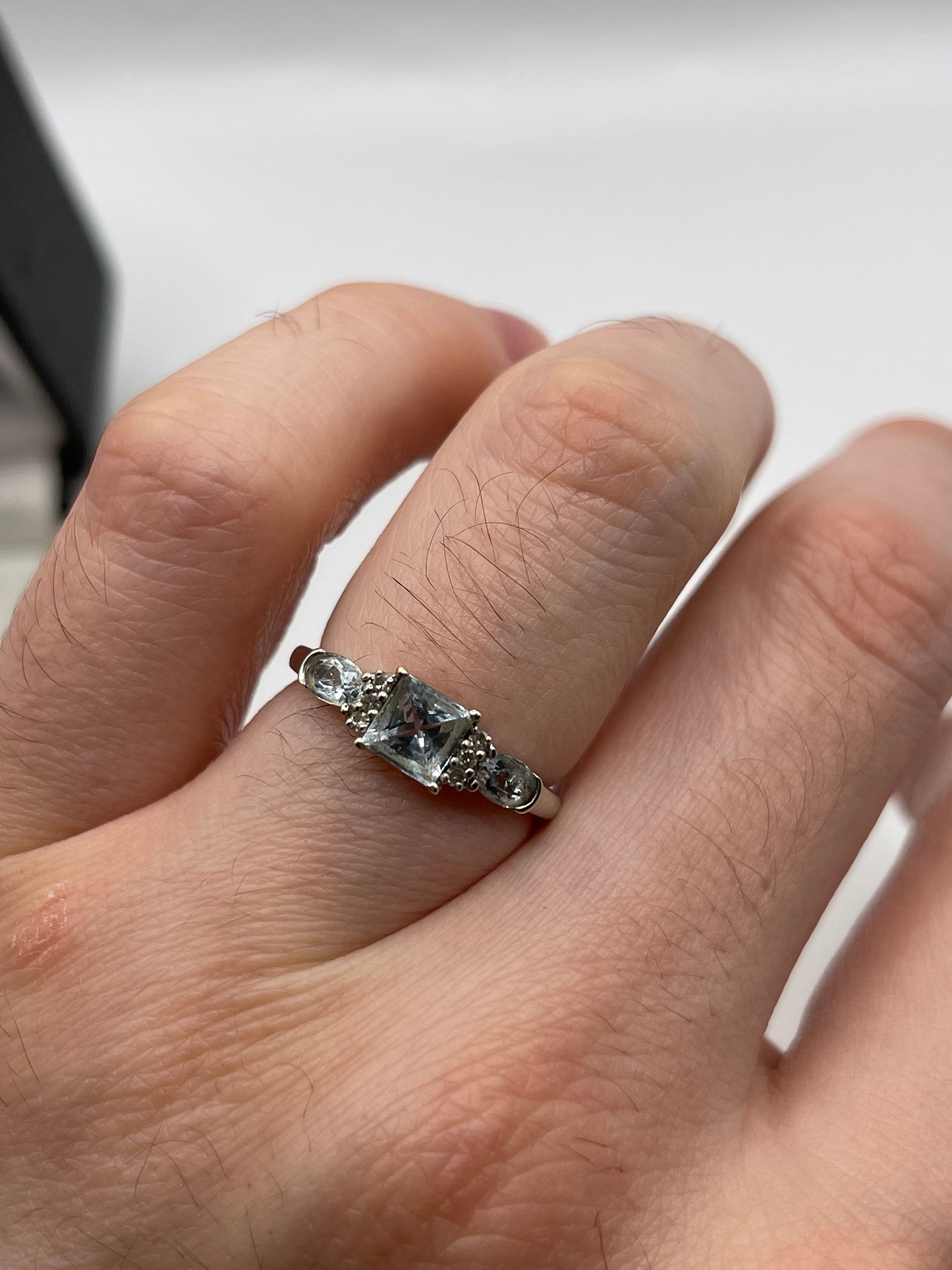 9ct white gold topaz and diamond ring