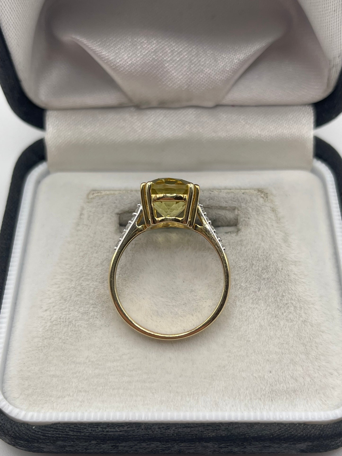9ct gold quartz and zircon ring