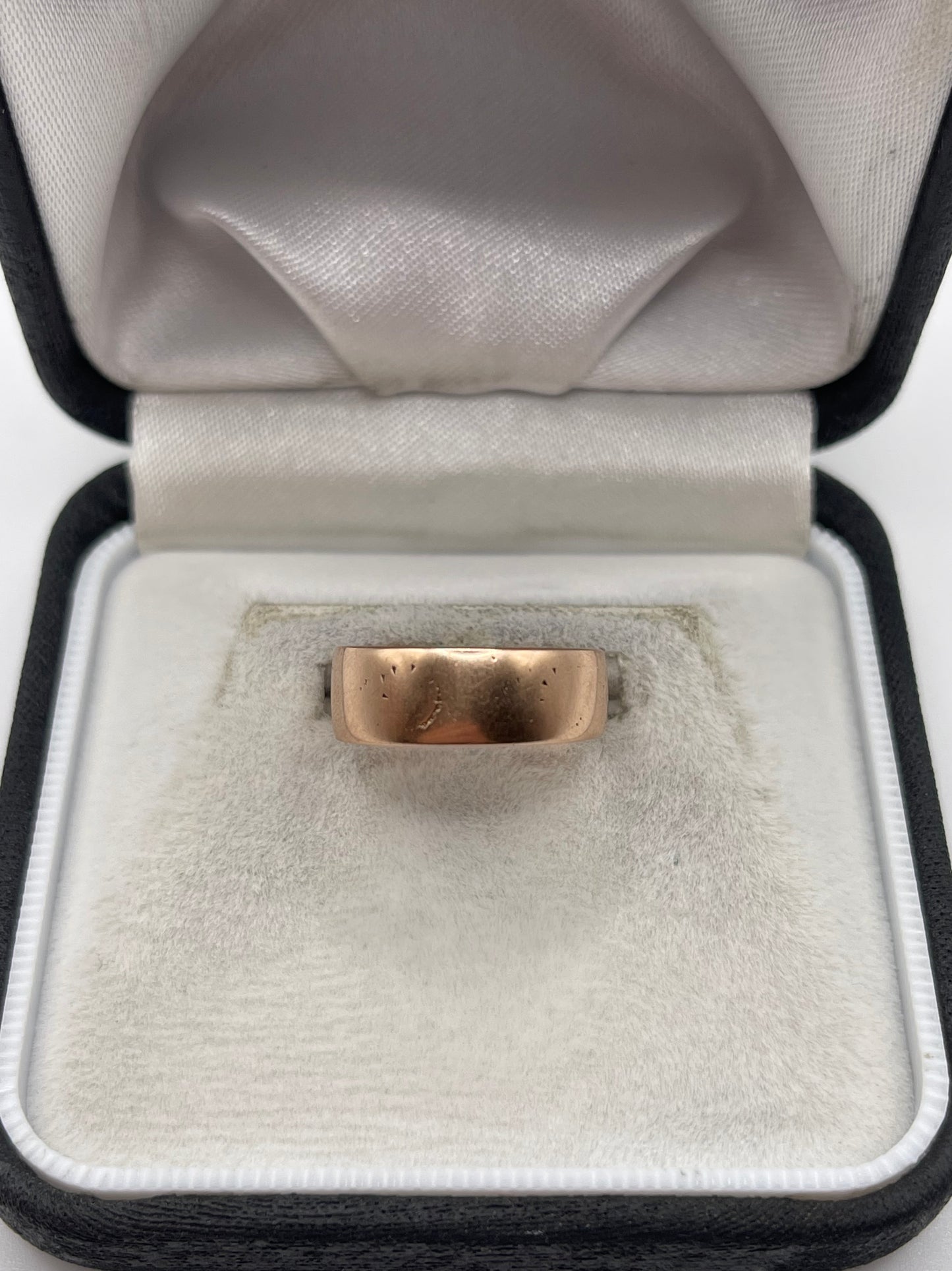 9ct rose gold band