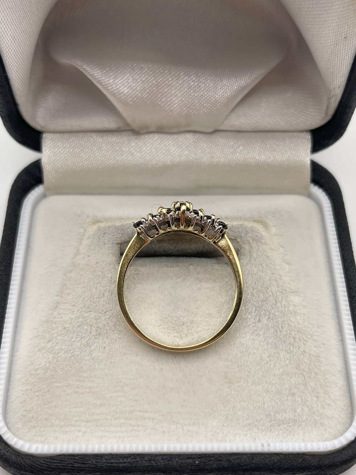 9ct gold sapphire and diamond cluster ring