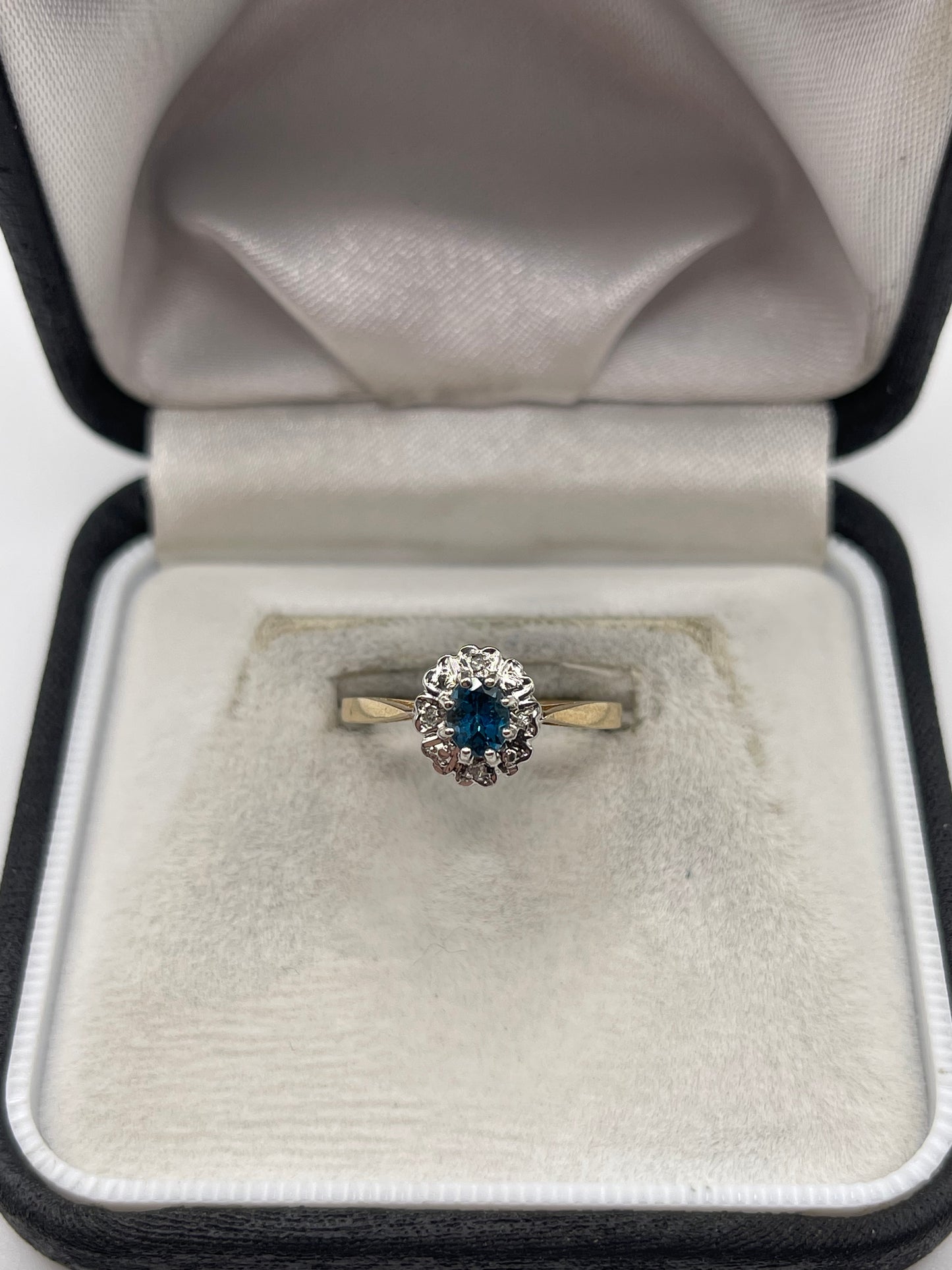 9ct gold topaz and diamond ring