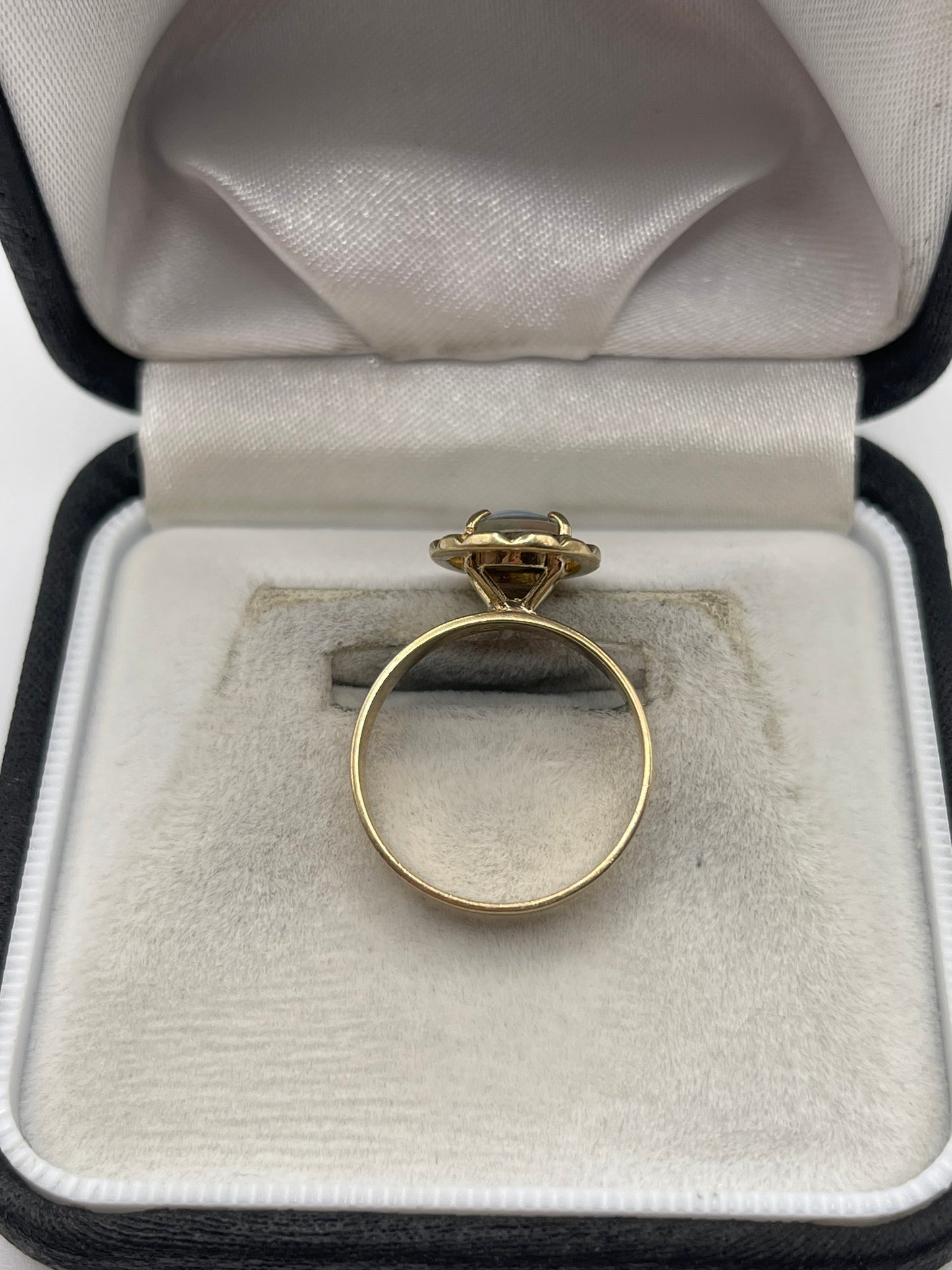9ct gold black opal triplet ring