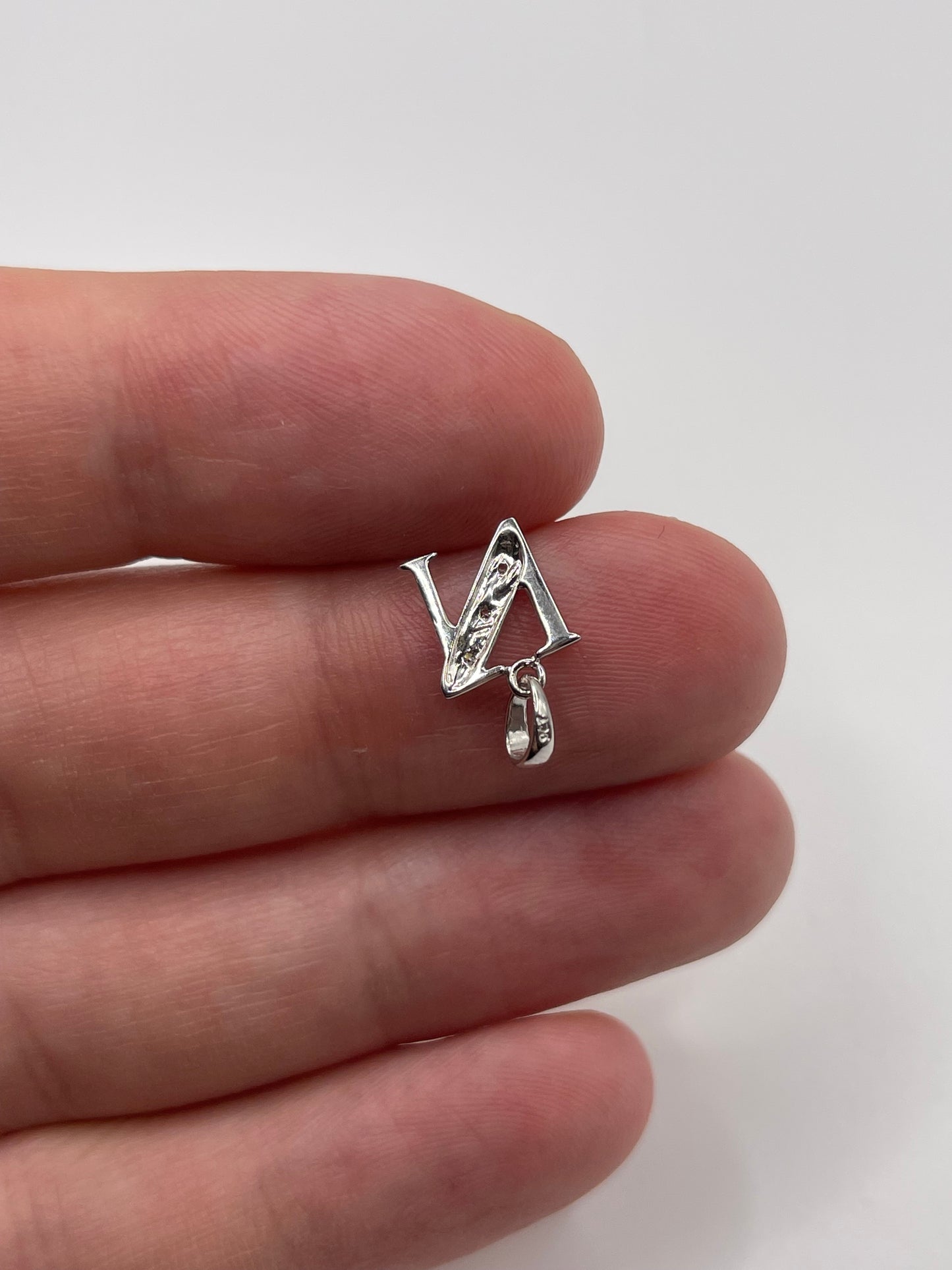 9ct white gold diamond initial N pendant