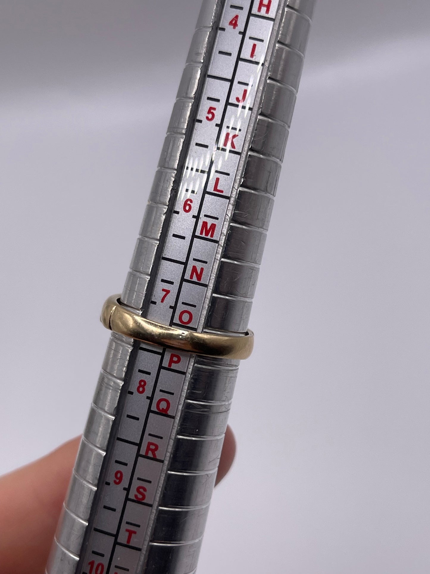 9ct gold ruby and cz ring