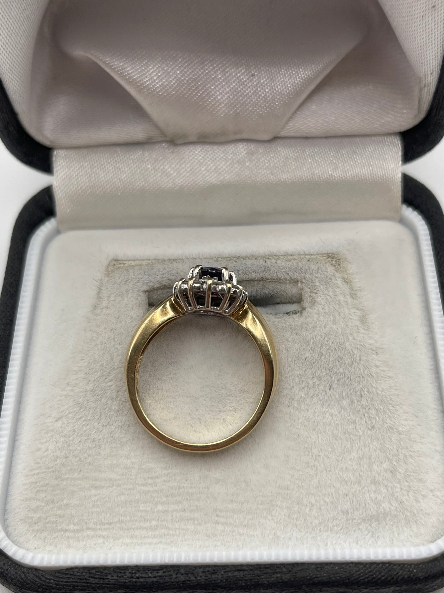 9ct gold amethyst and diamond ring