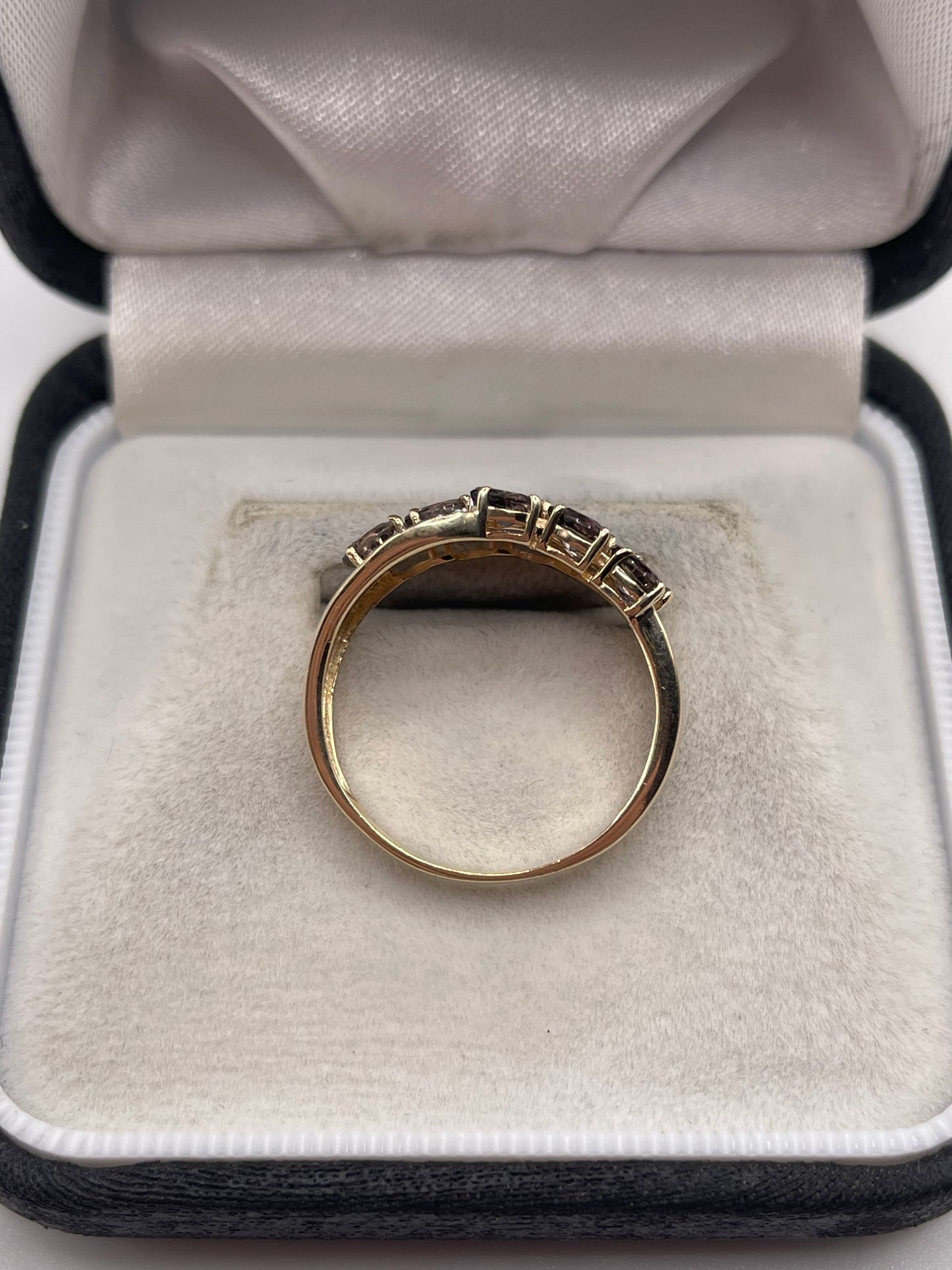 9ct gold quartz and diamond ring