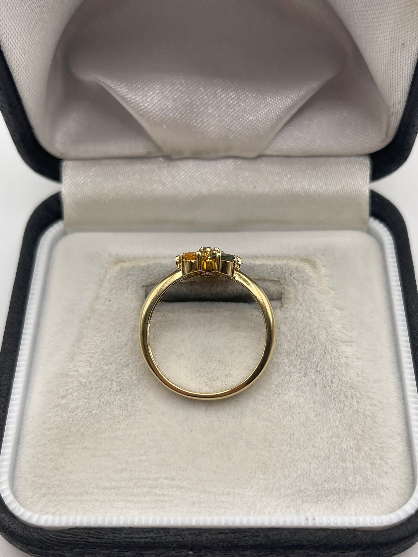 9ct gold sapphire and diamond ring