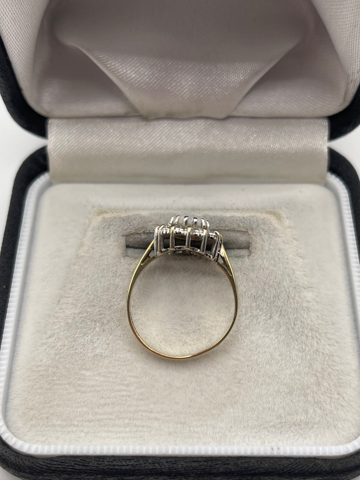 9ct gold opal and cz ring