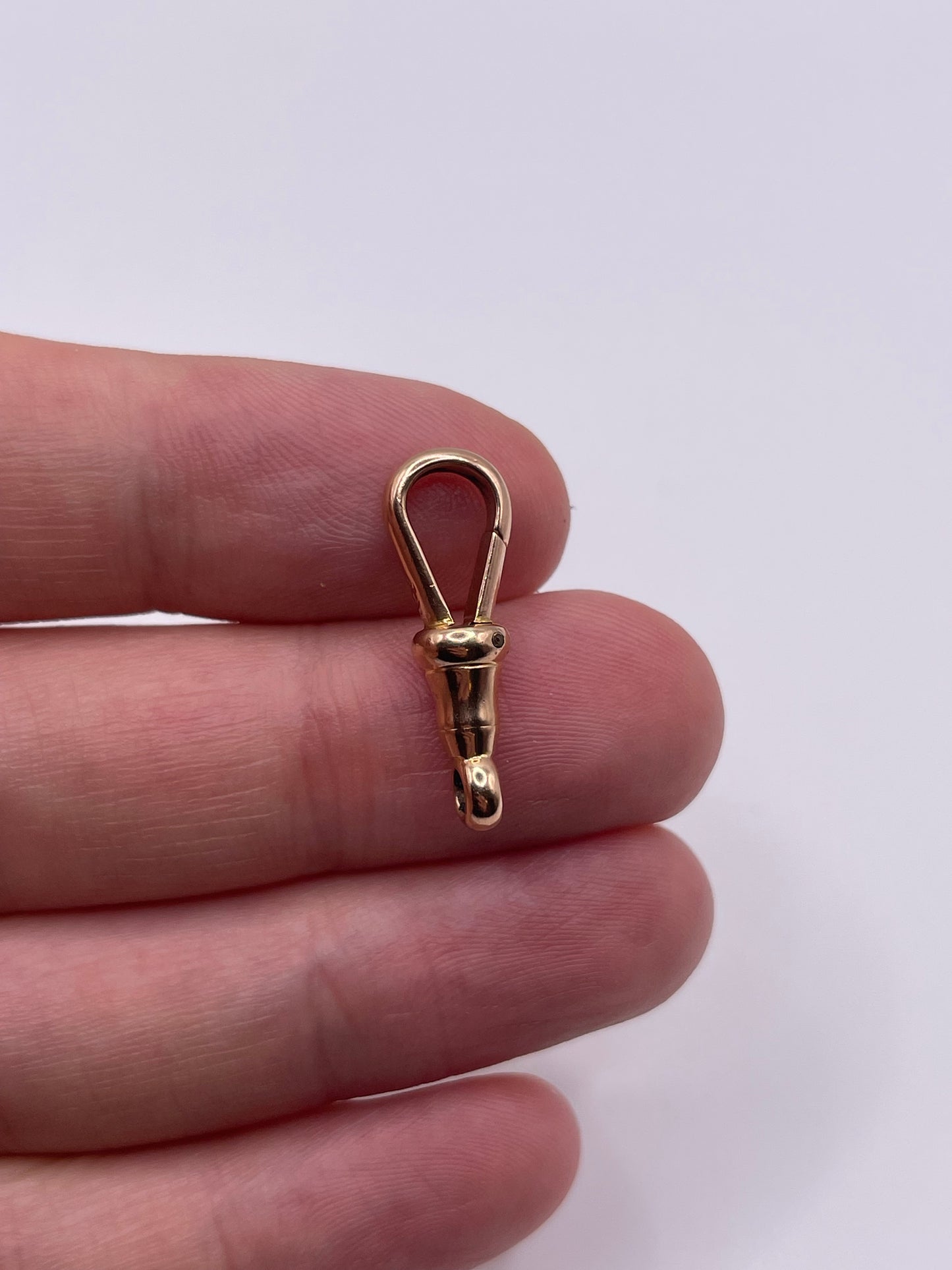 9ct rose gold dog clip C