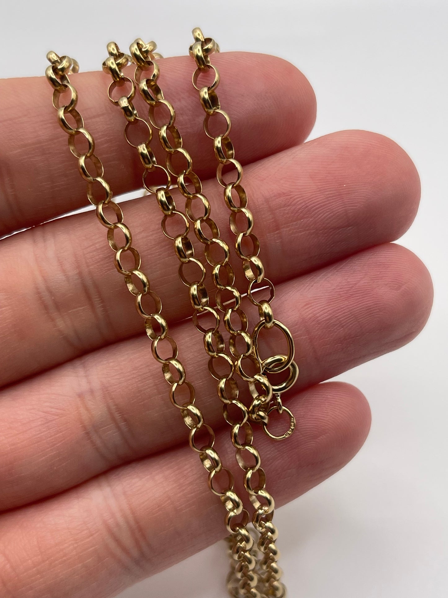 9ct gold chain 383
