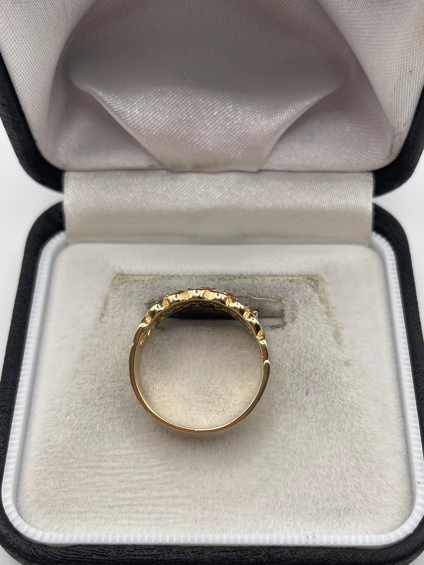 9ct gold coral ring