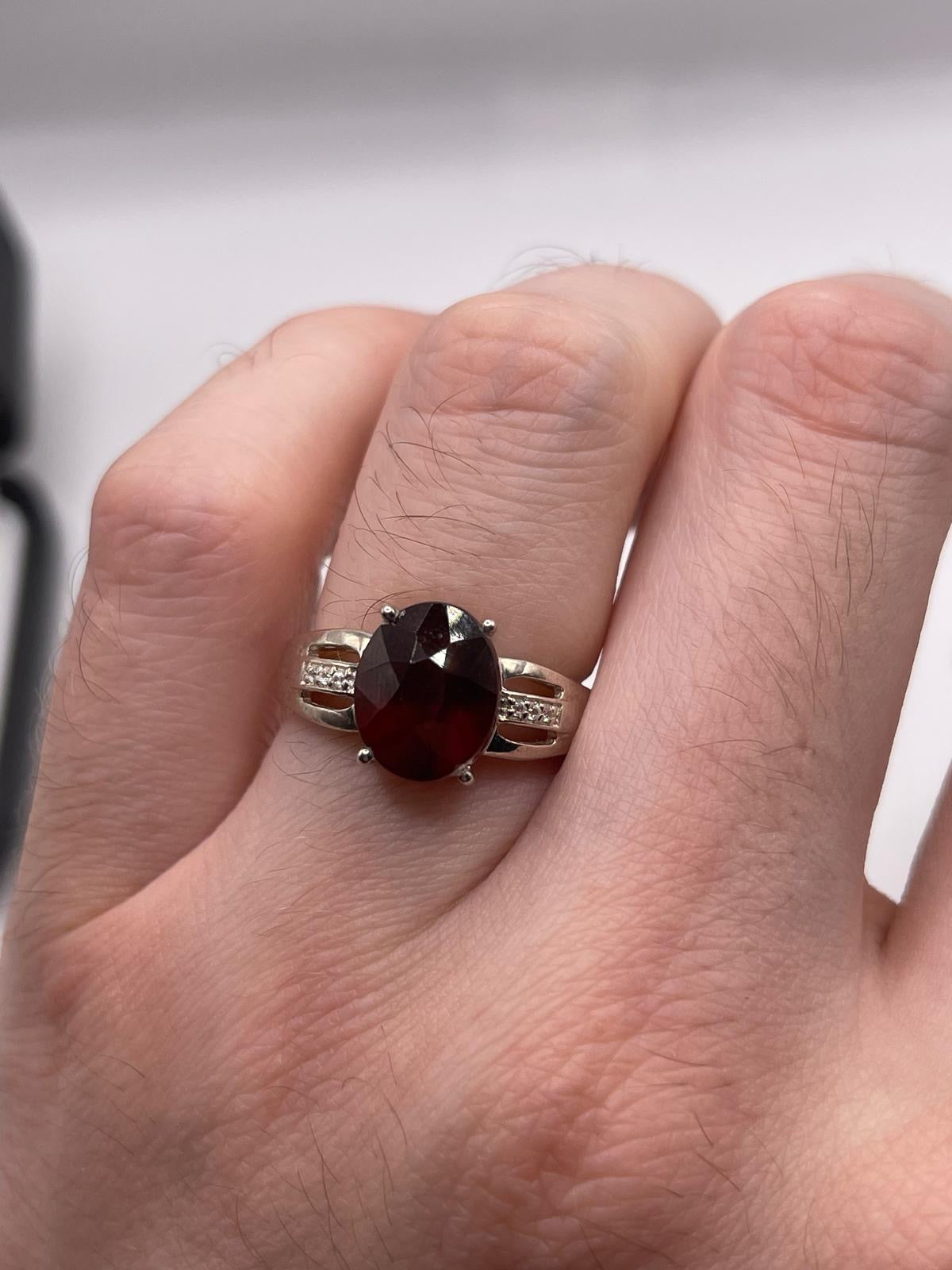 Silver gemstone ring