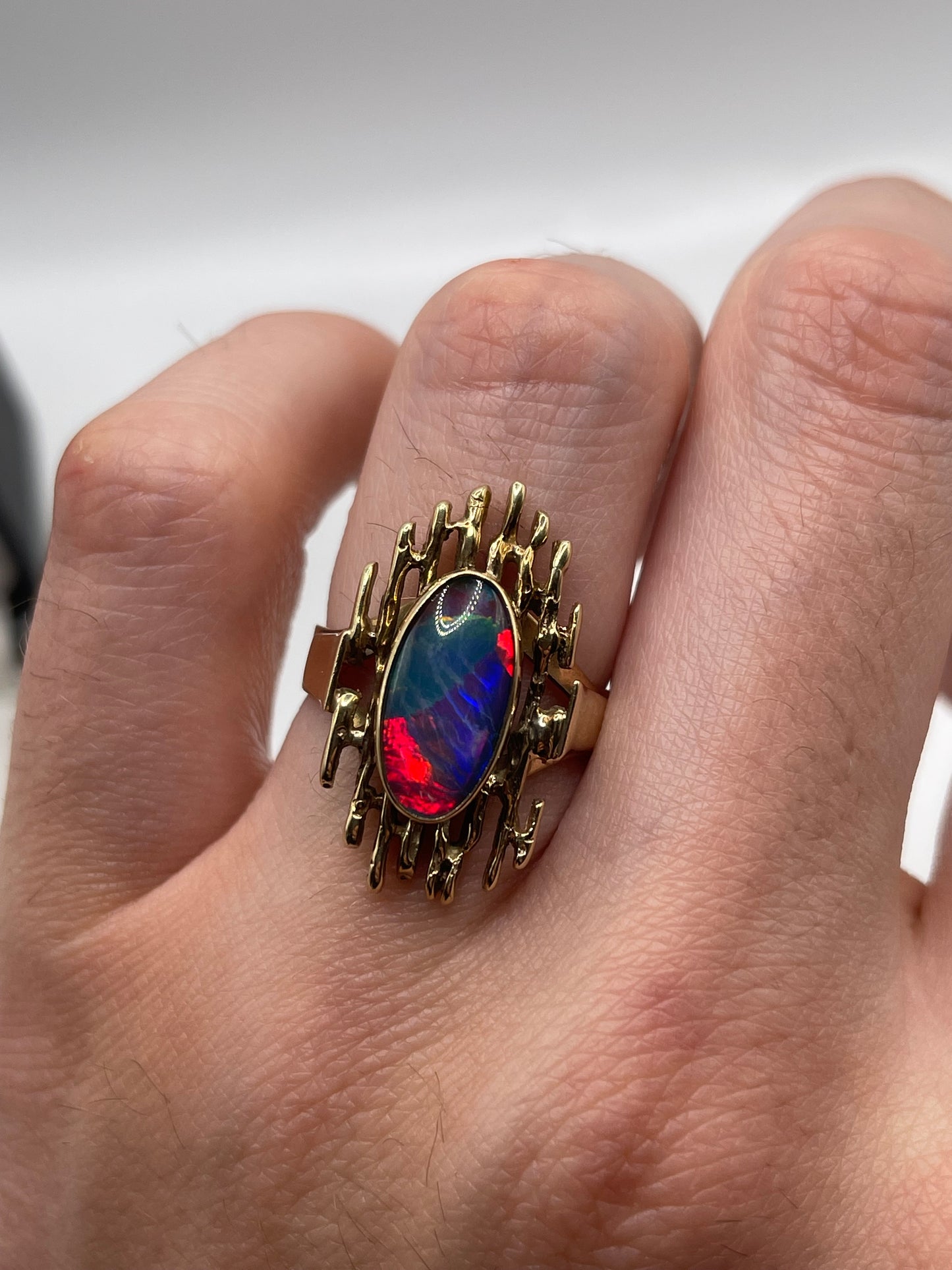 9ct gold black opal ring