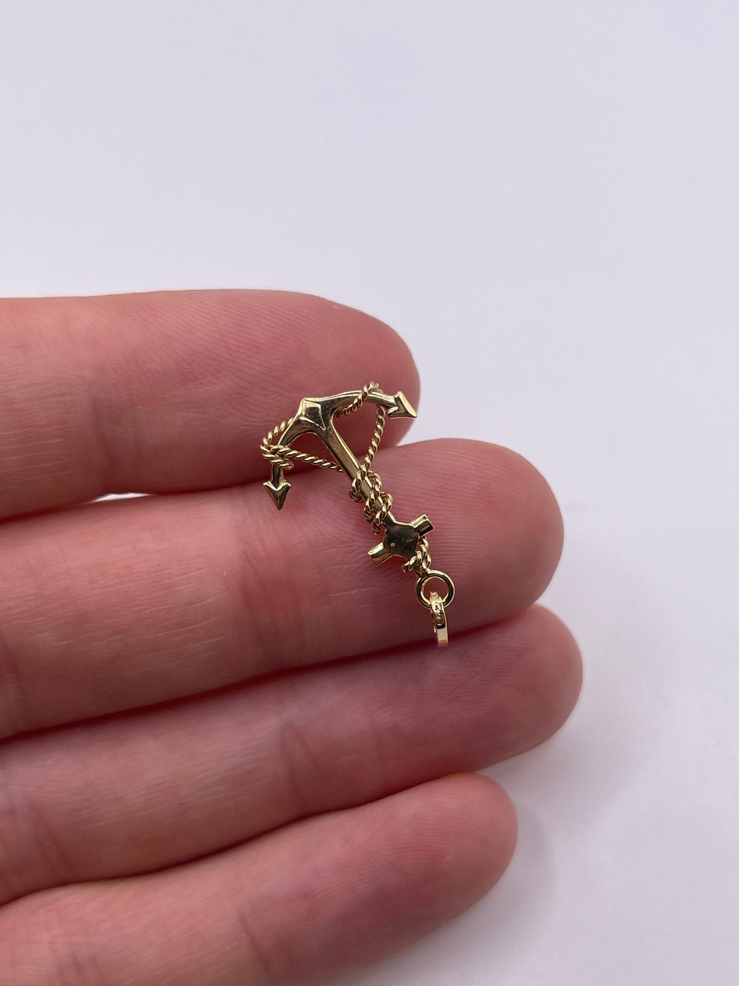 9ct gold anchor charm