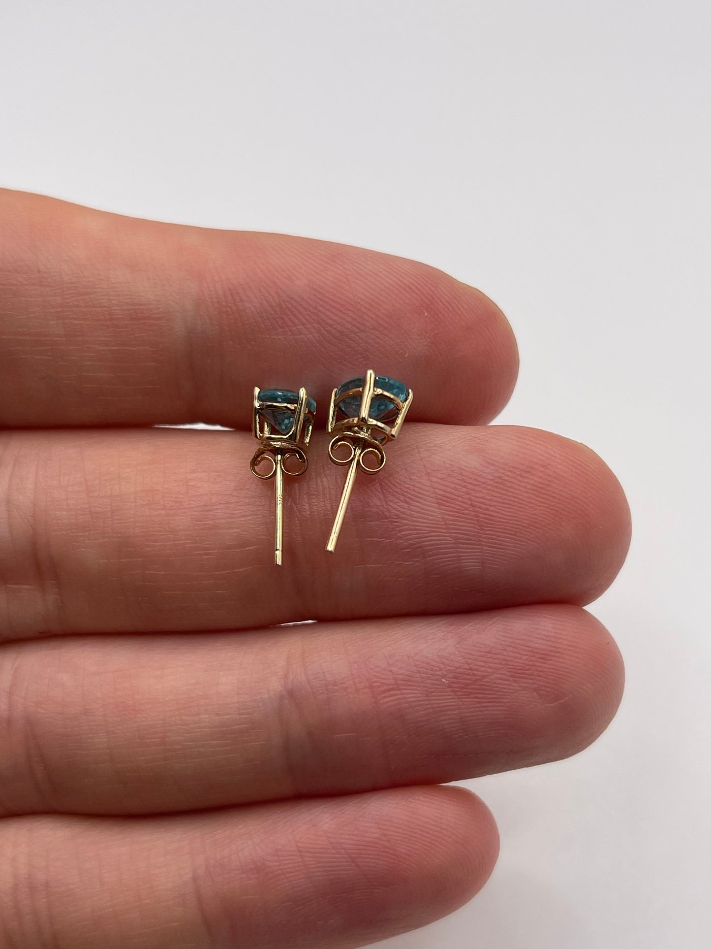 9ct gold topaz earrings