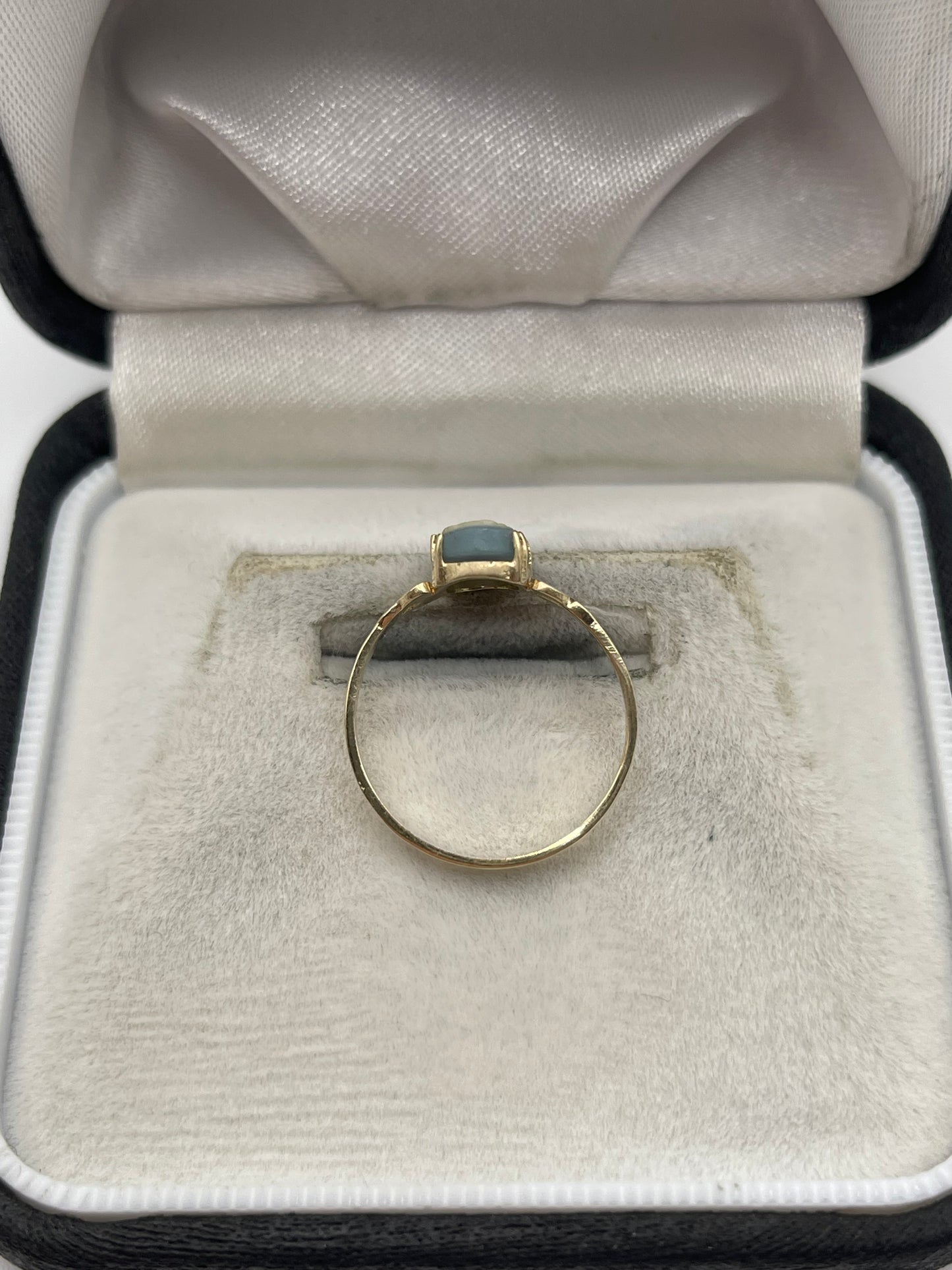 9ct gold Wedgwood cameo ring
