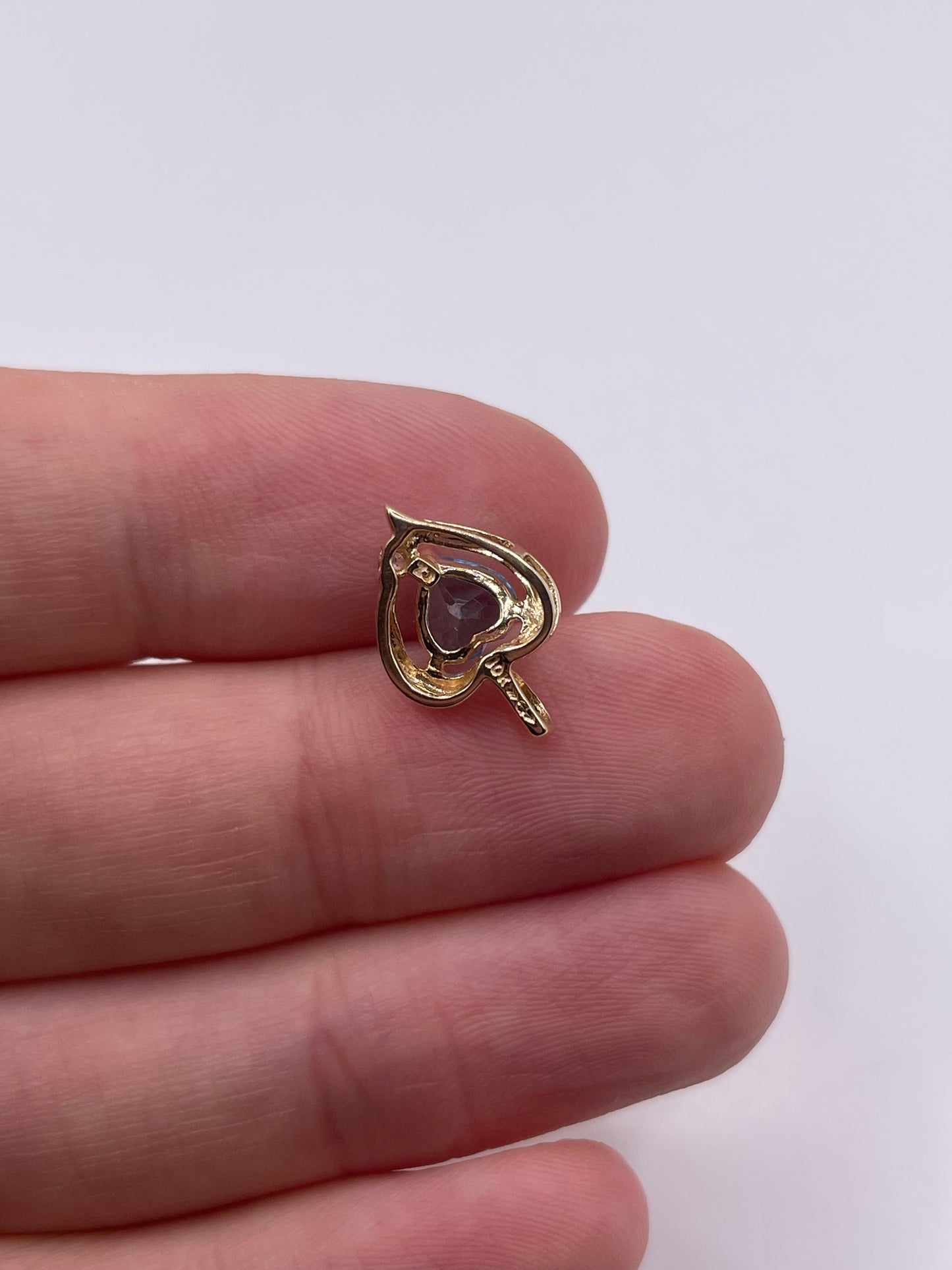 9ct topaz and diamond pendant