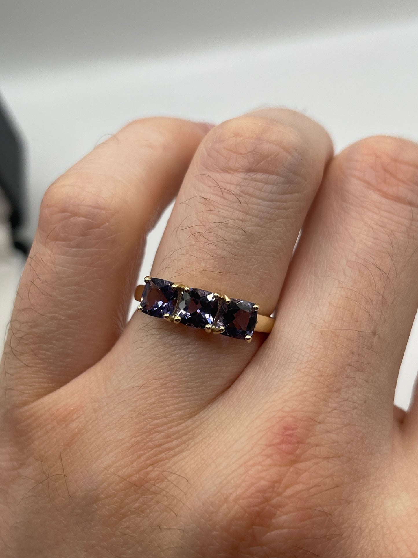 9ct gold iolite ring