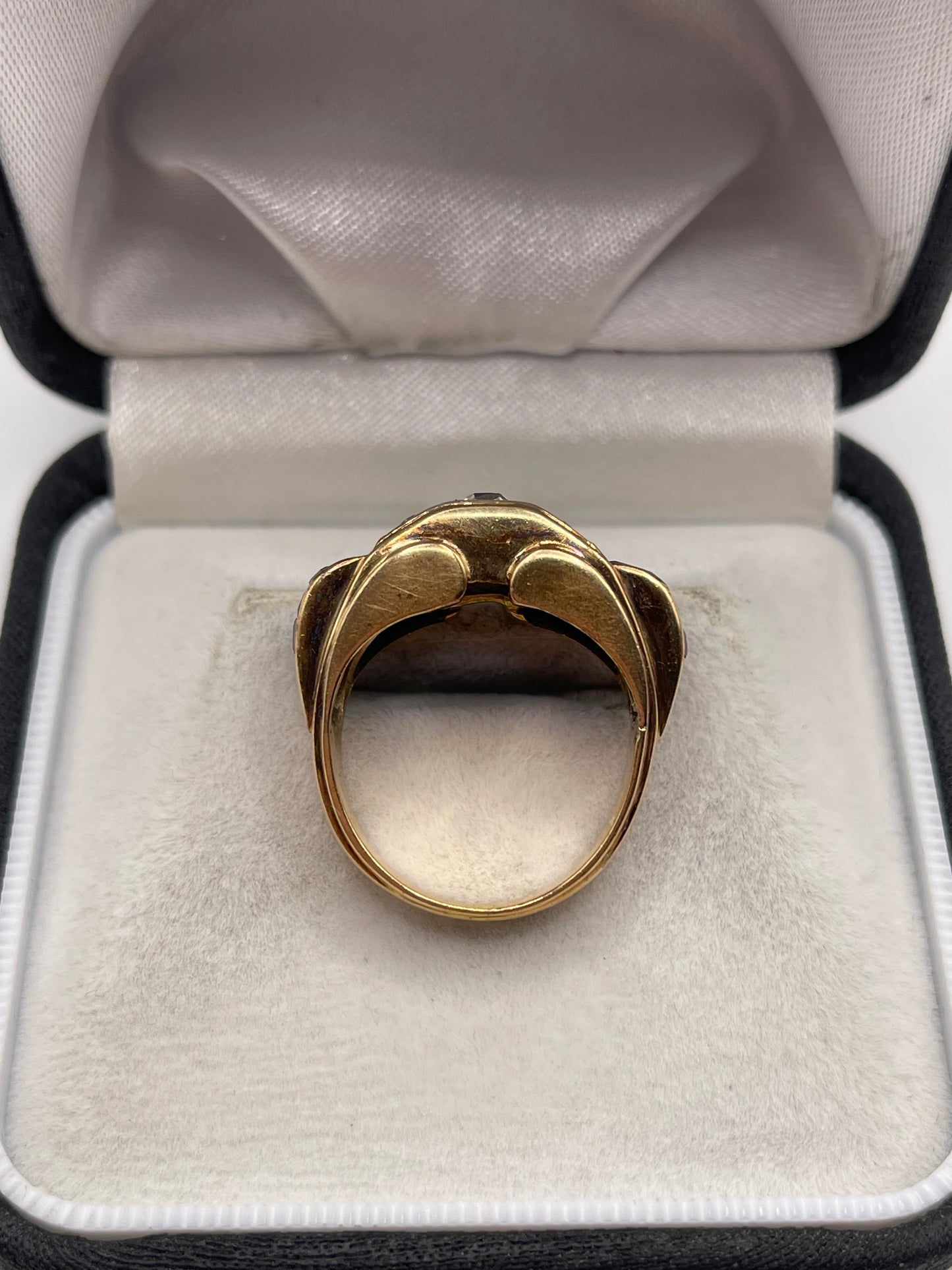 14ct gold synthetic ruby and diamond tank ring
