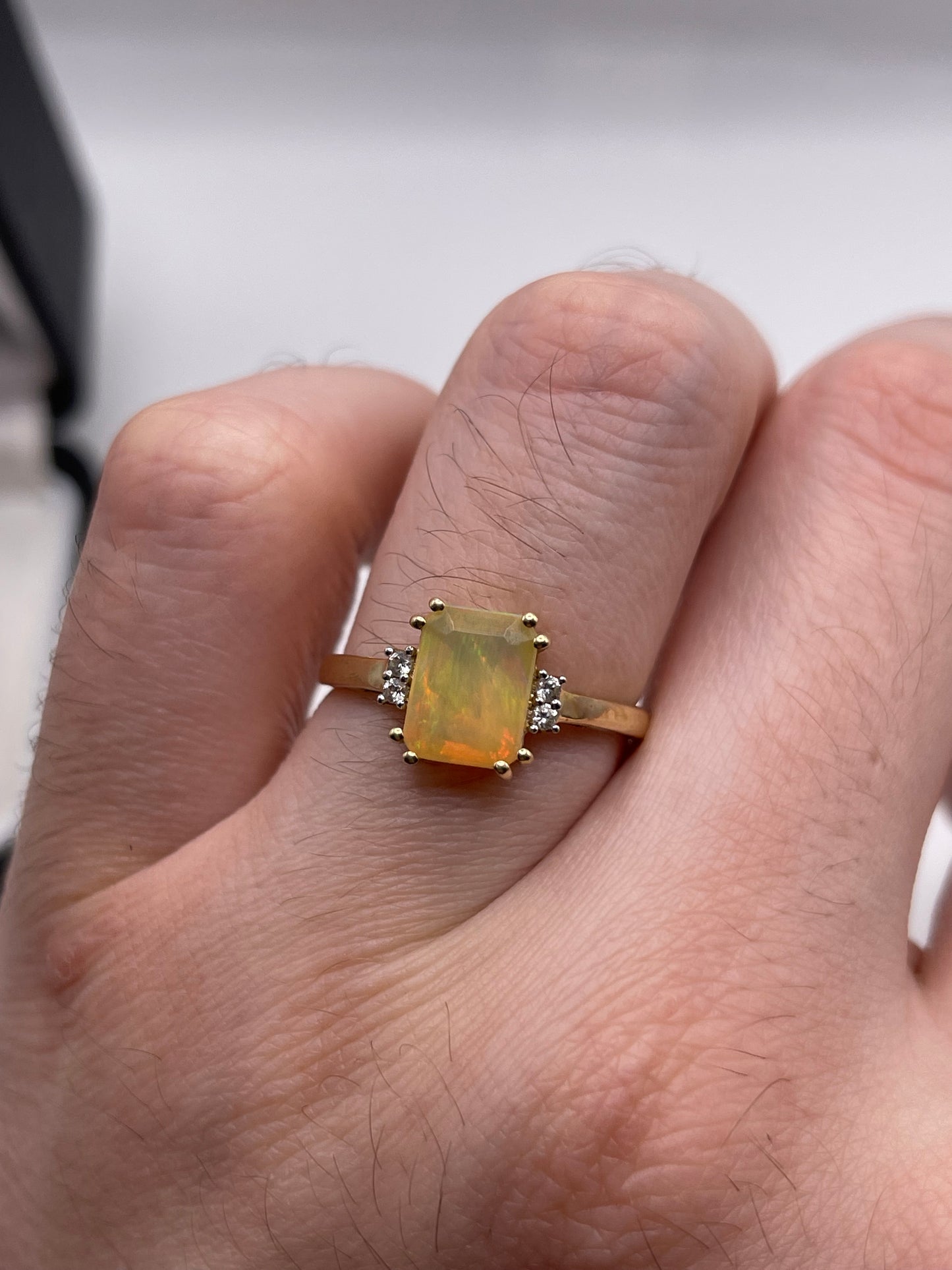9ct gold opal and zircon ring