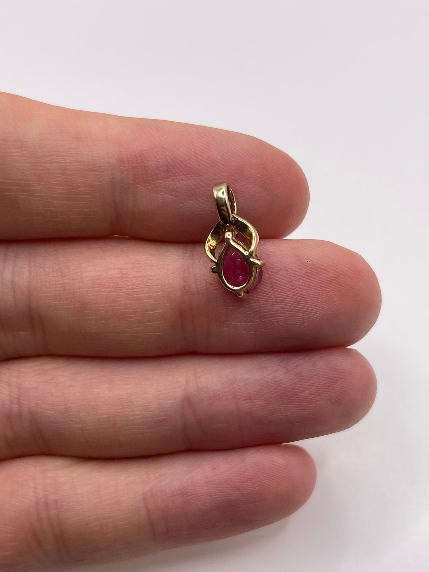 9ct gold ruby and diamond pendant