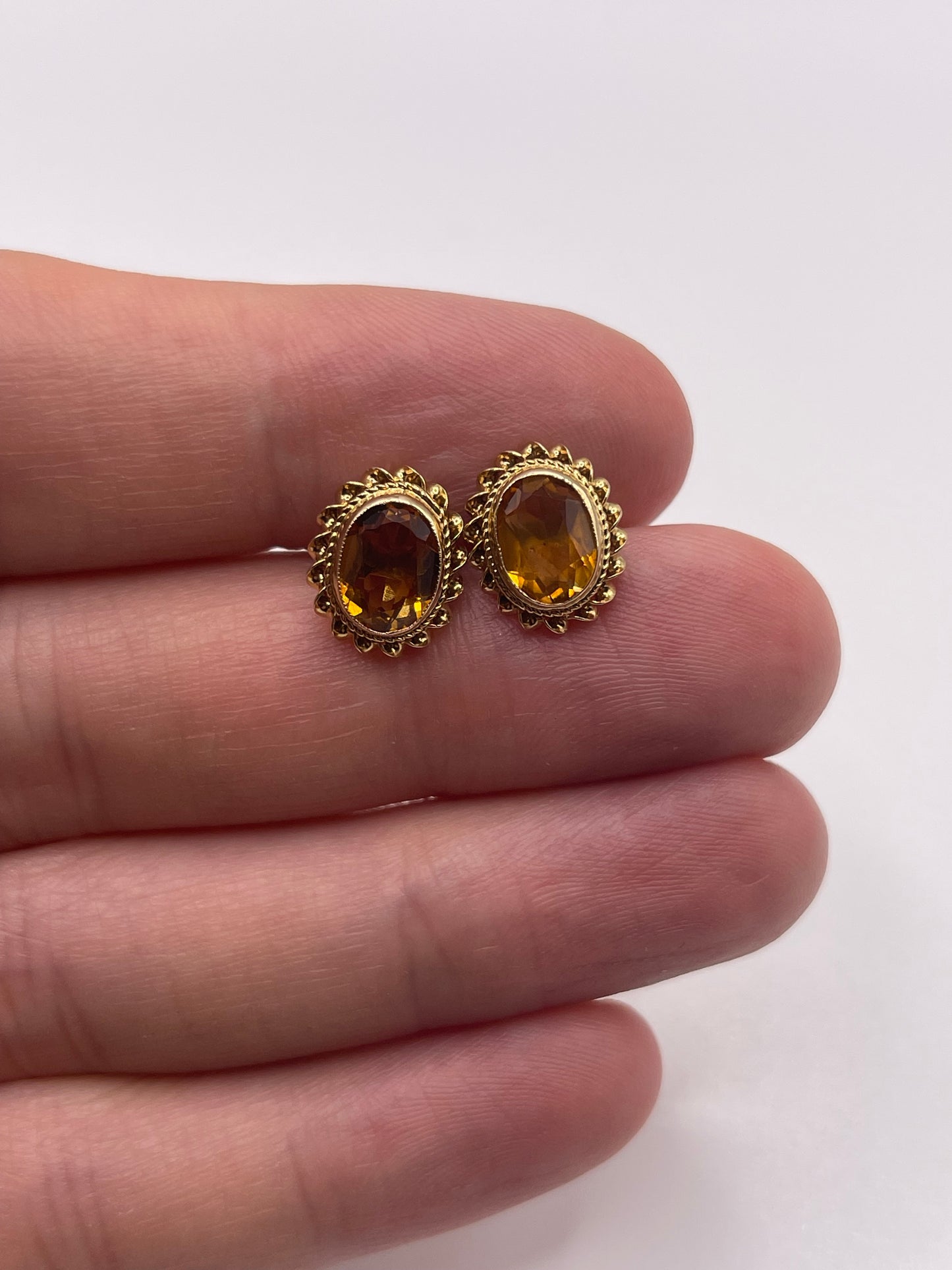 9ct gold citrine earrings