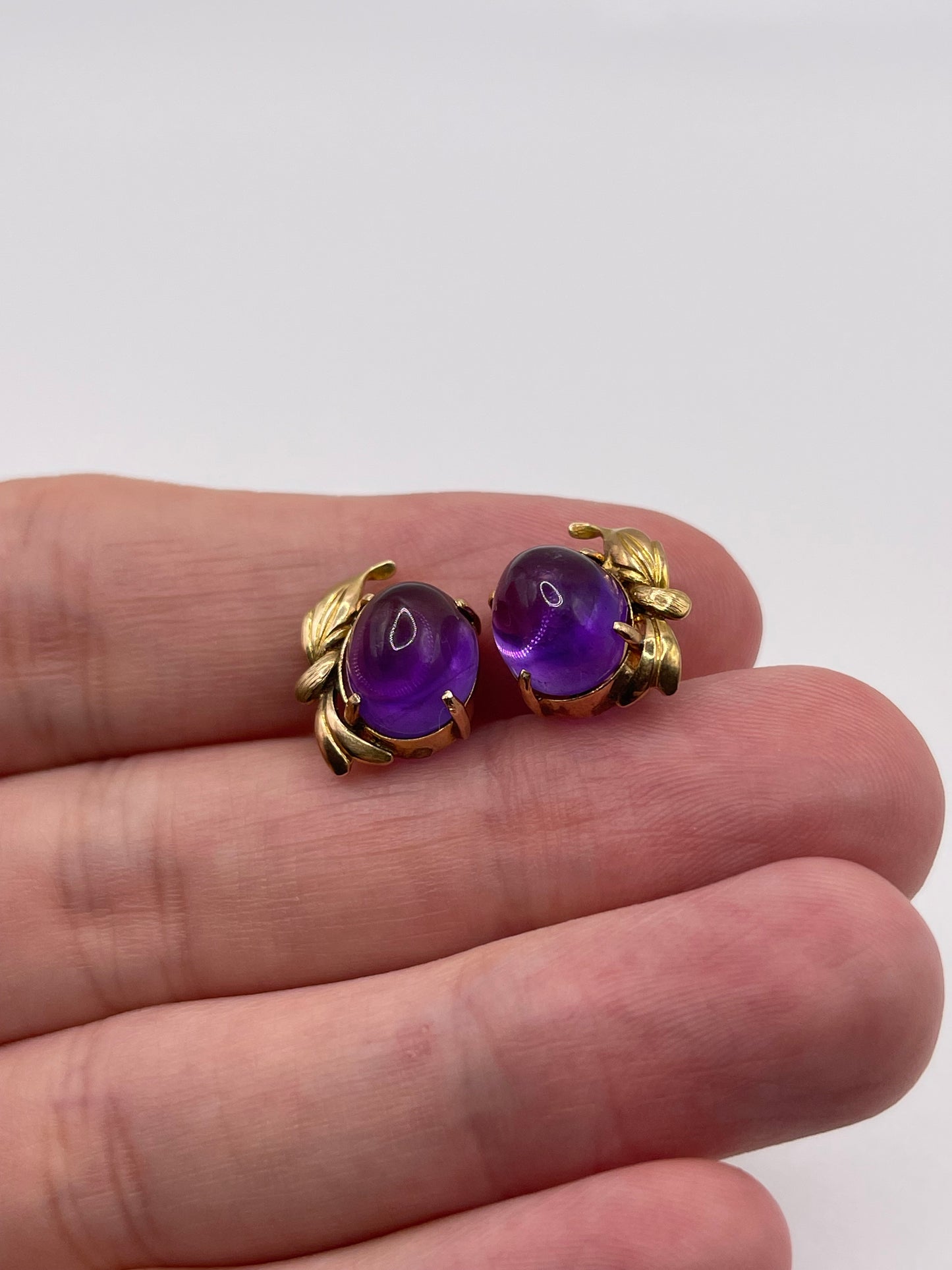 14ct gold cabochon amethyst earrings