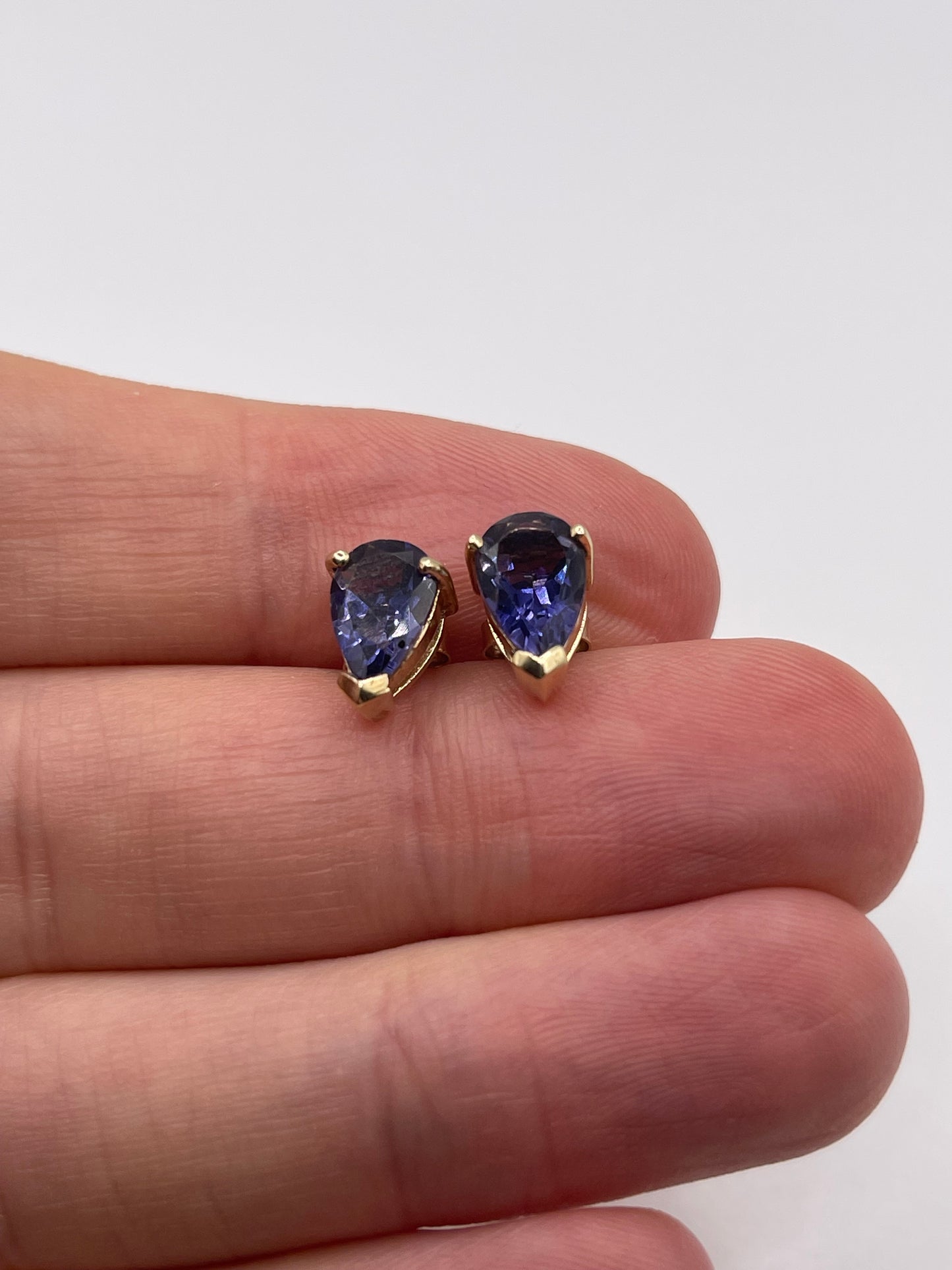 9ct gold iolite earrings