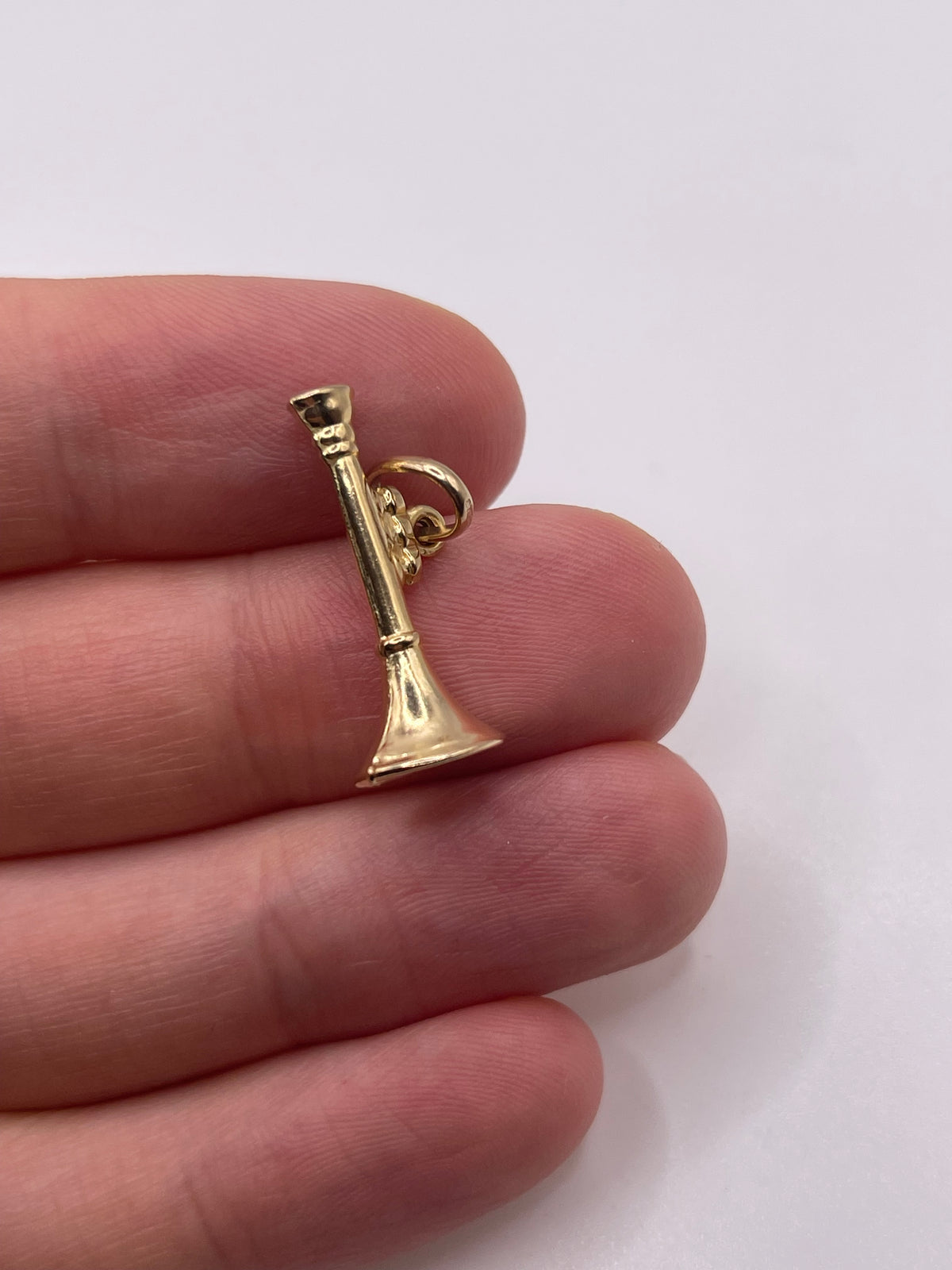 9ct gold instrument charm